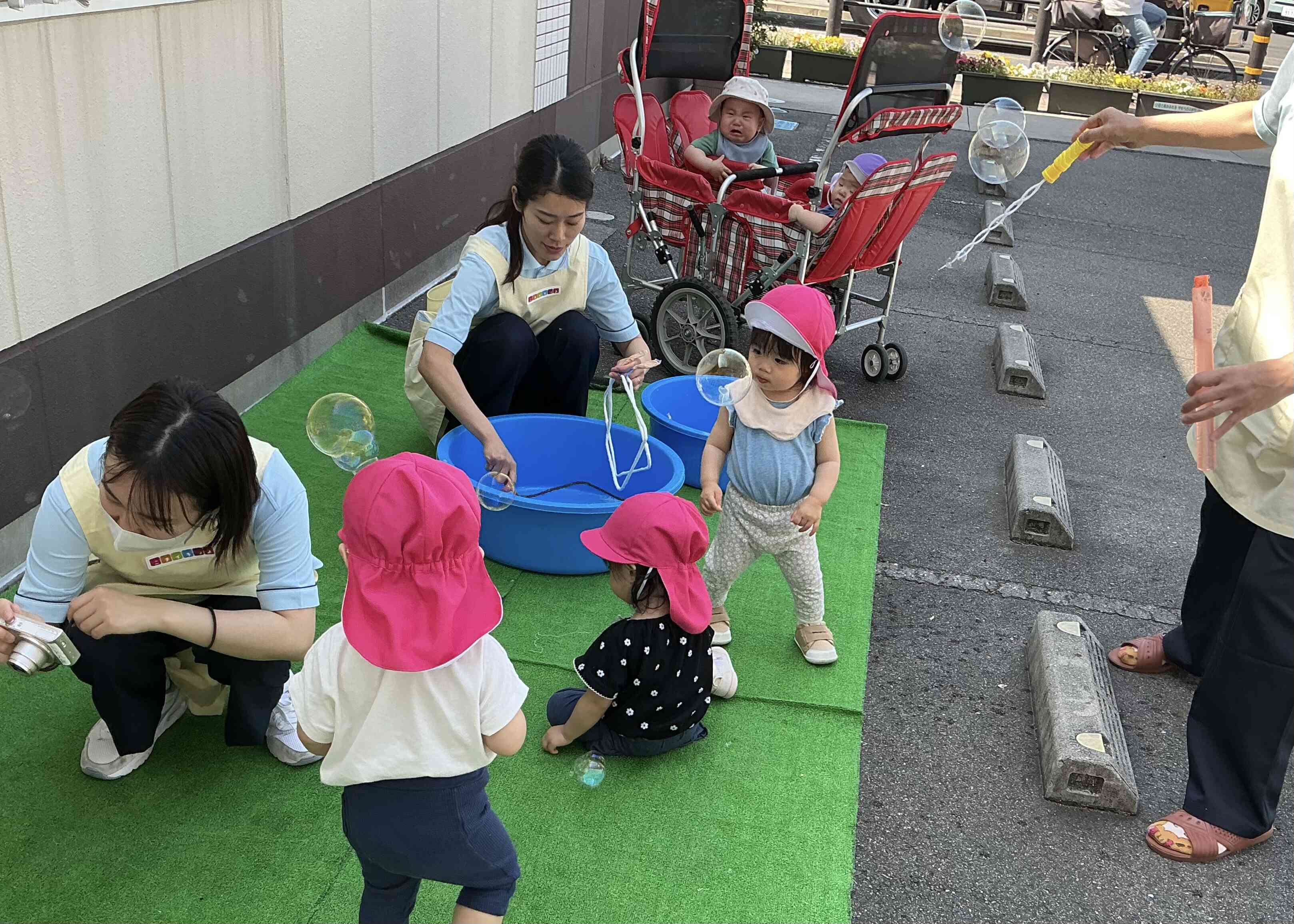 シャボン玉遊び