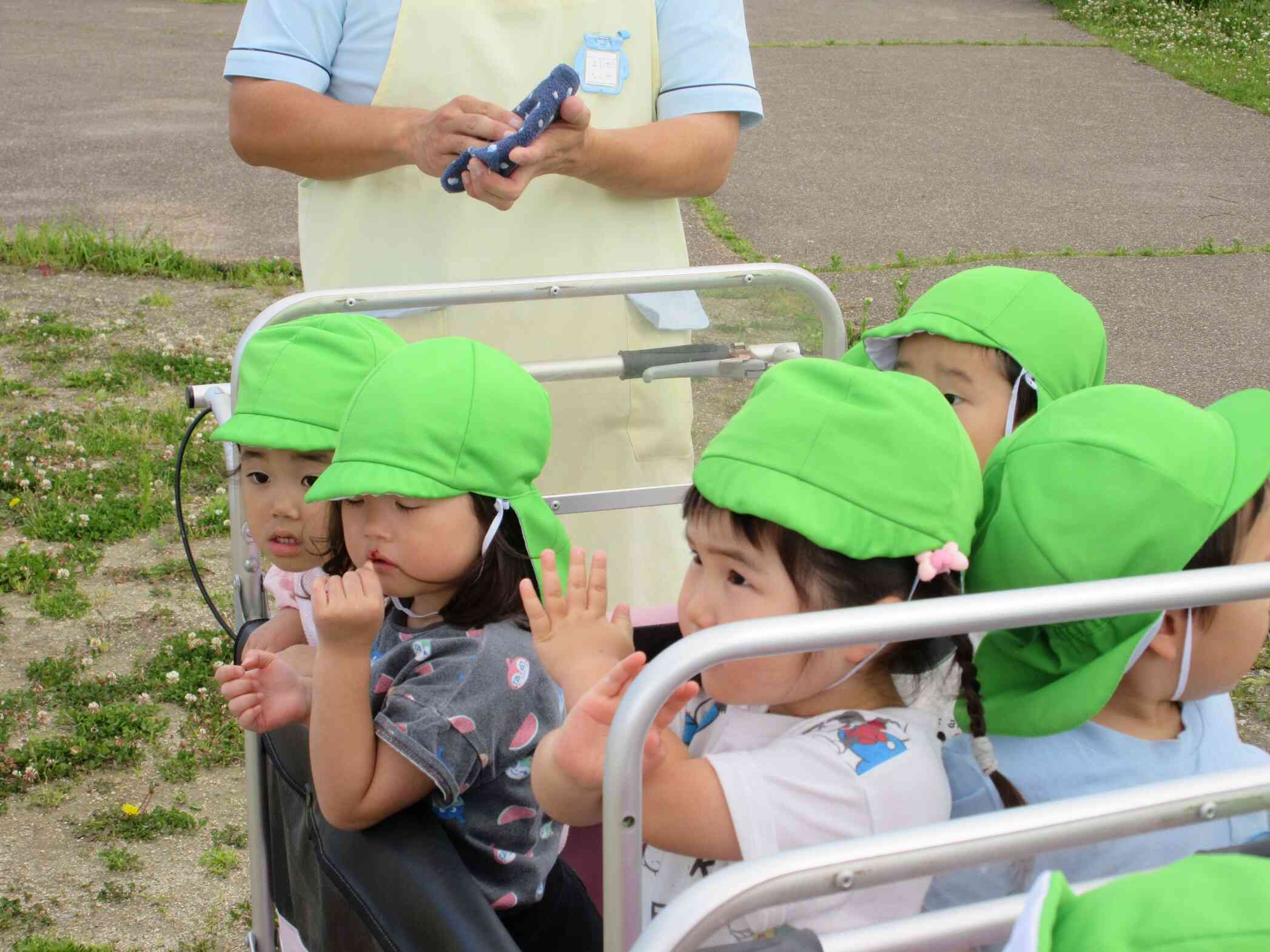 先生のお話もしっかりと聞いていますよ♪