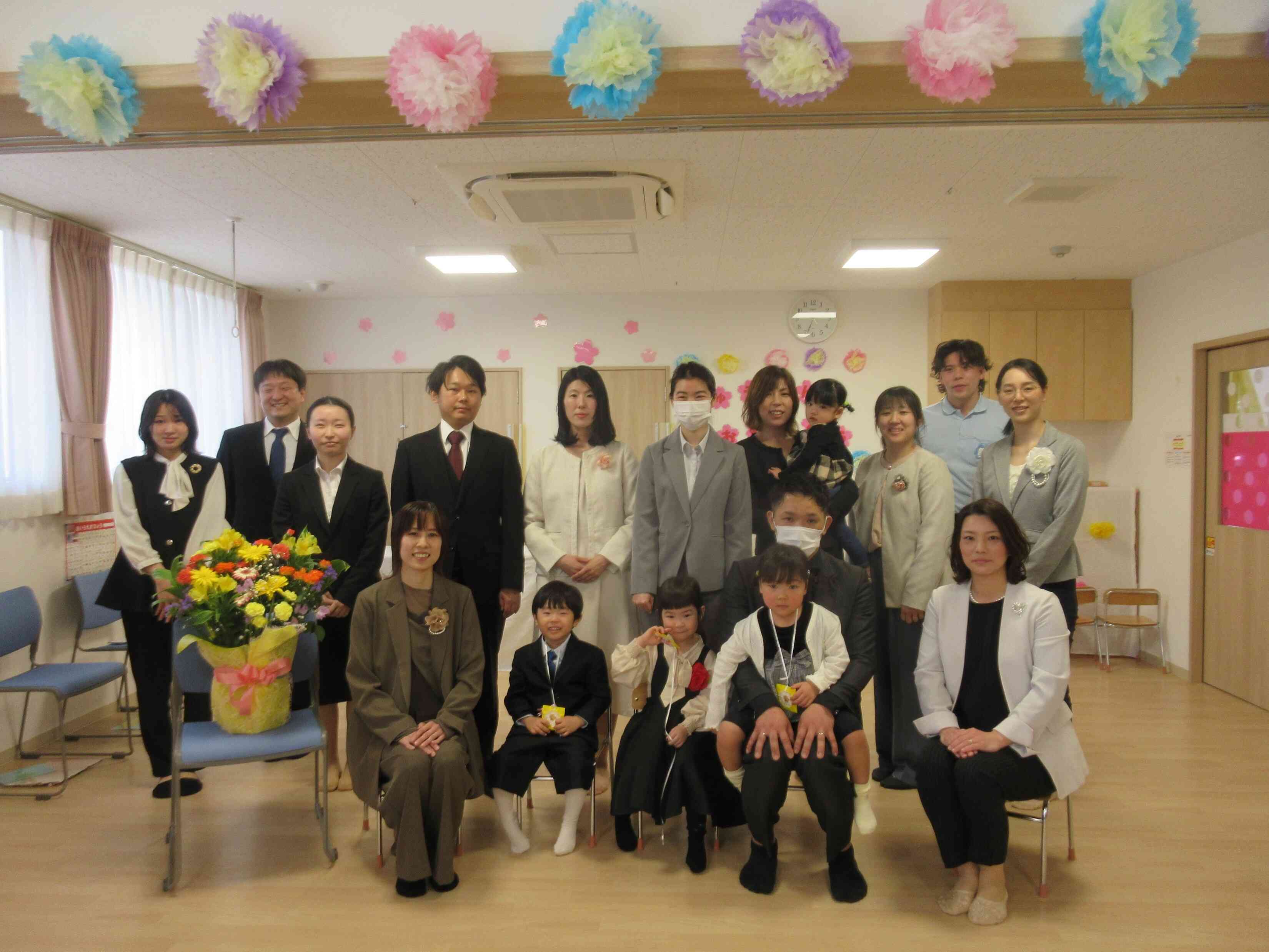 ☆3歳児クラスの集合写真☆