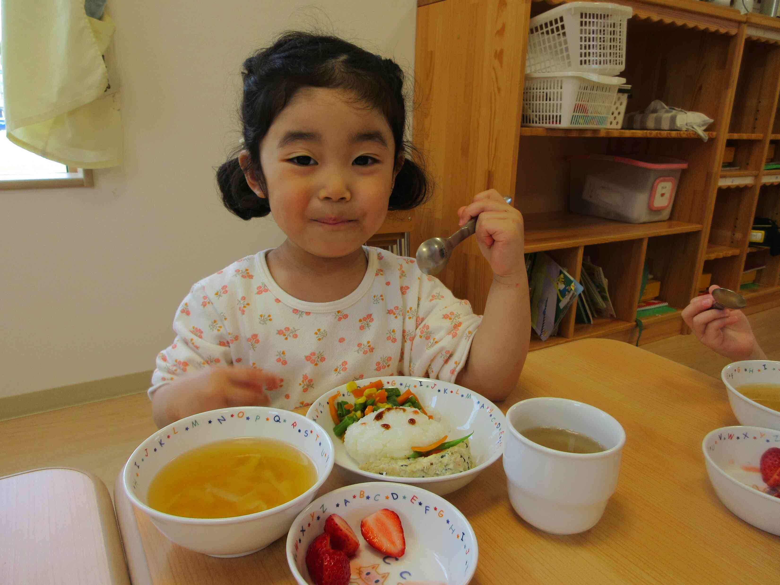 一人ひとり違った兜のお顔に満足そう。