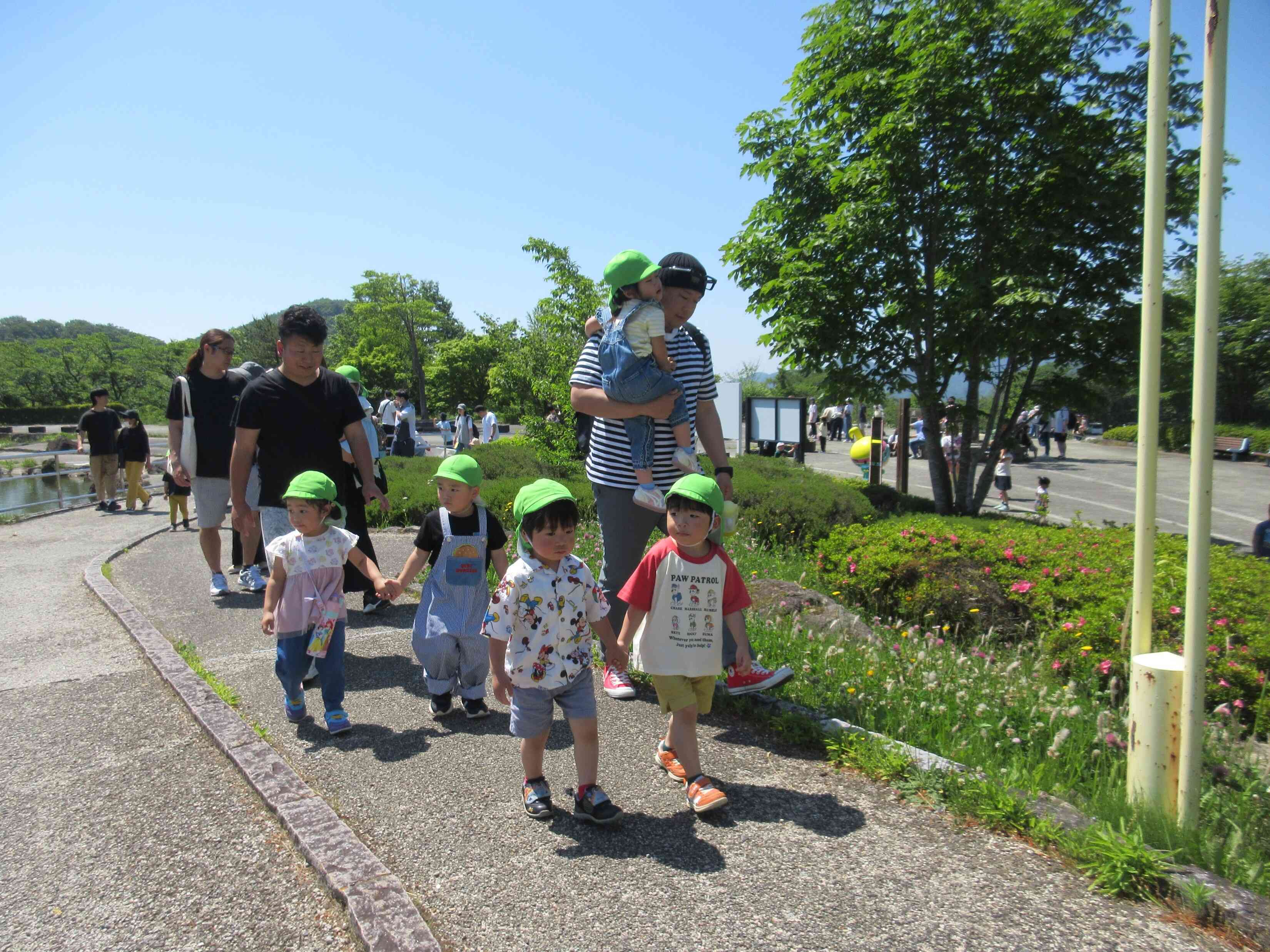 ３歳児～ﾌｧﾐﾘｰ遠足～