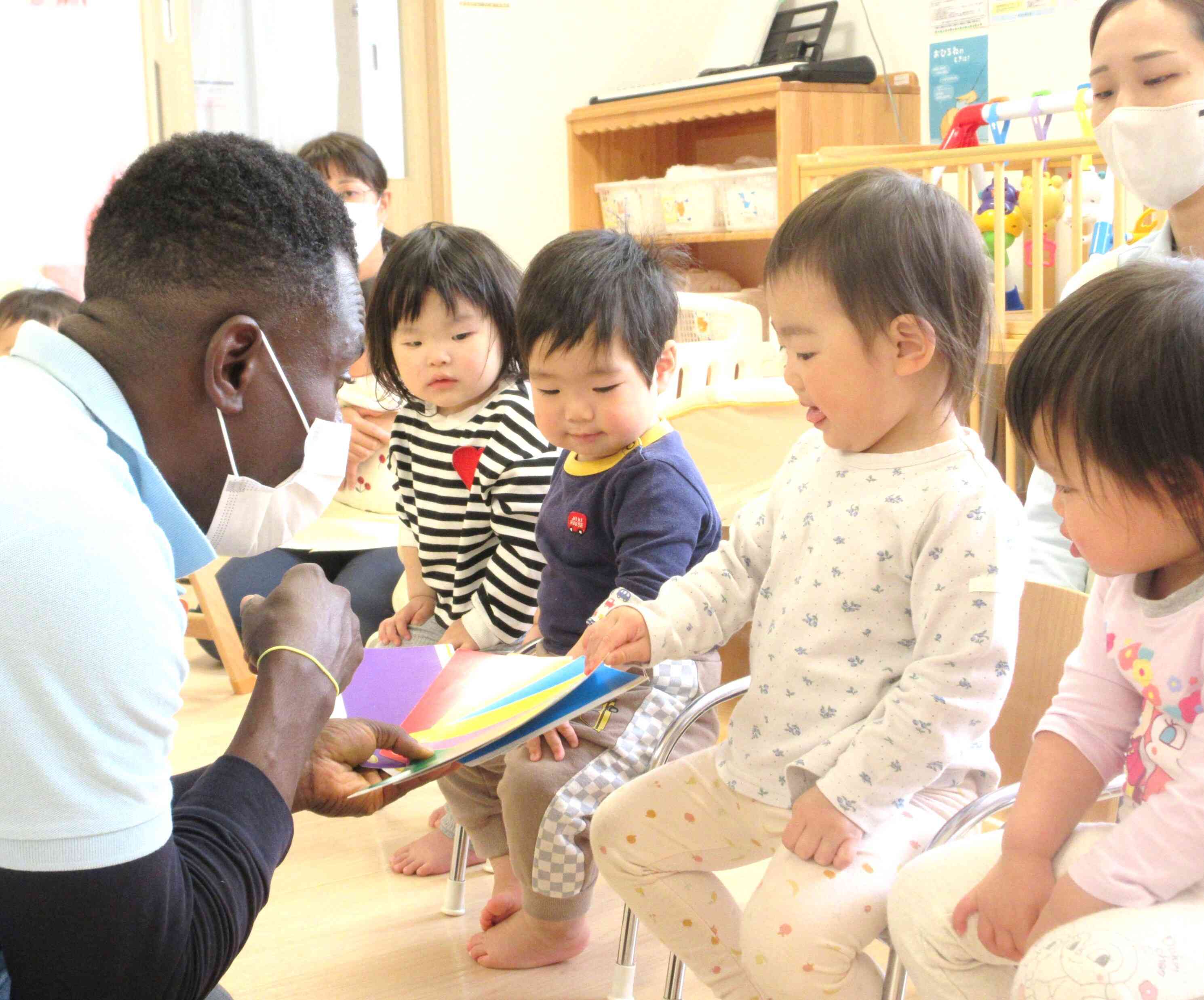 園のお友達も、英語レッスンが大好きです♪
