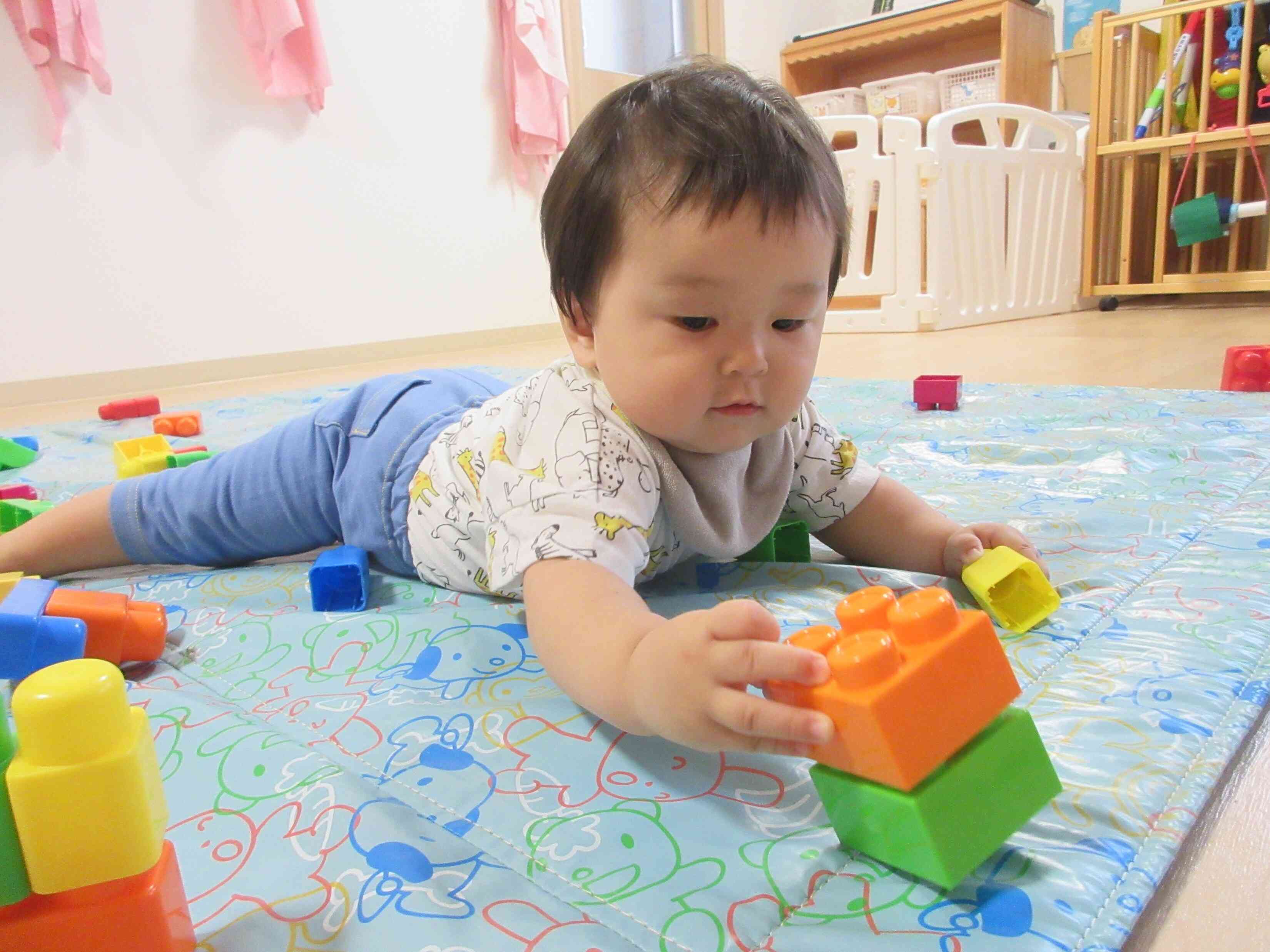 ブロック遊びもできるようになったよ☆