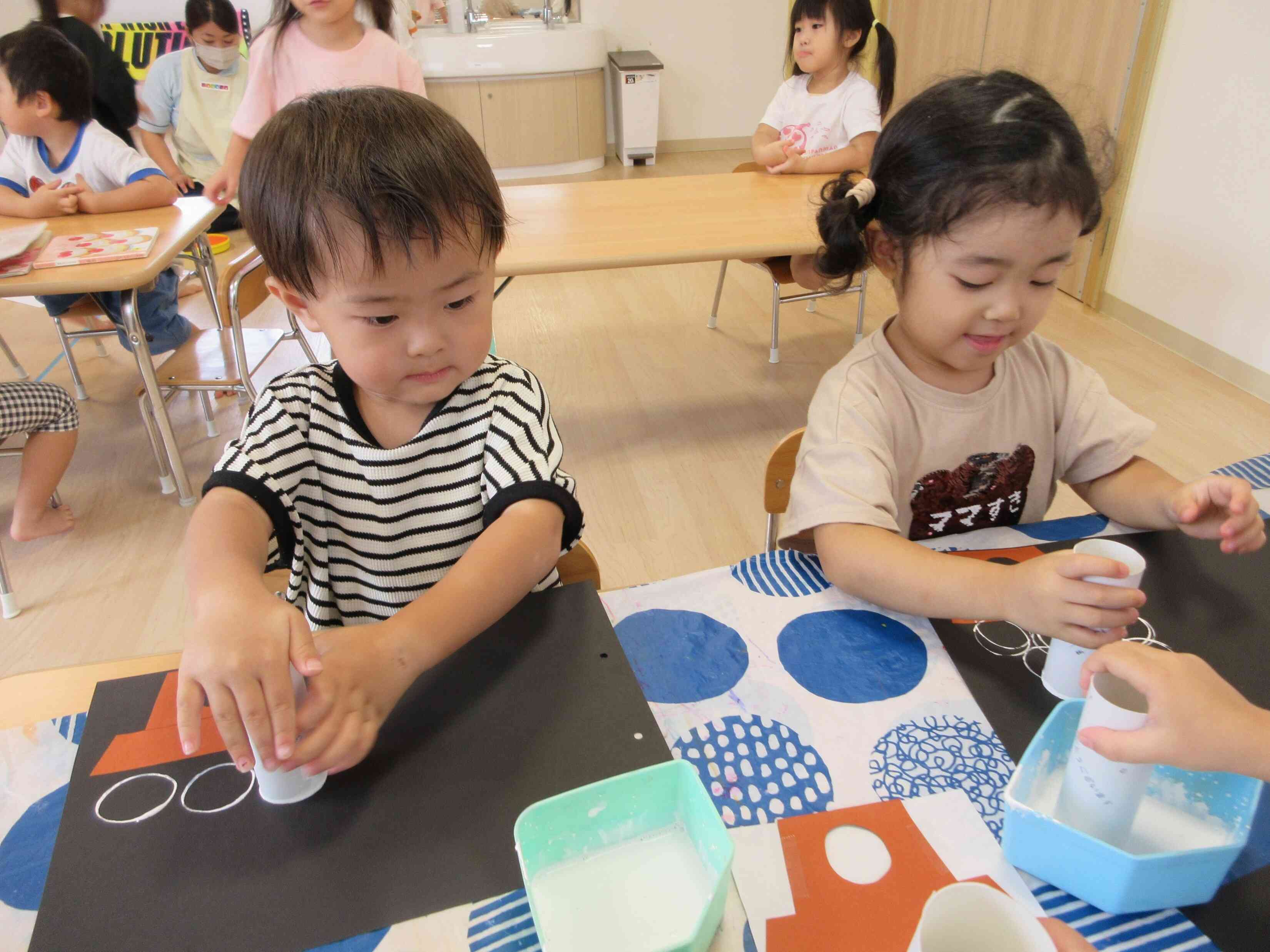 「こことここにおすのか!」