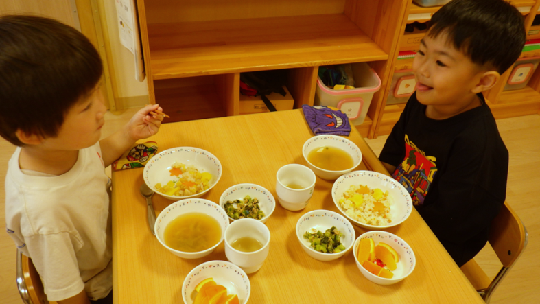 みんなで育てている「さつまいも」は大きくなっているかな？