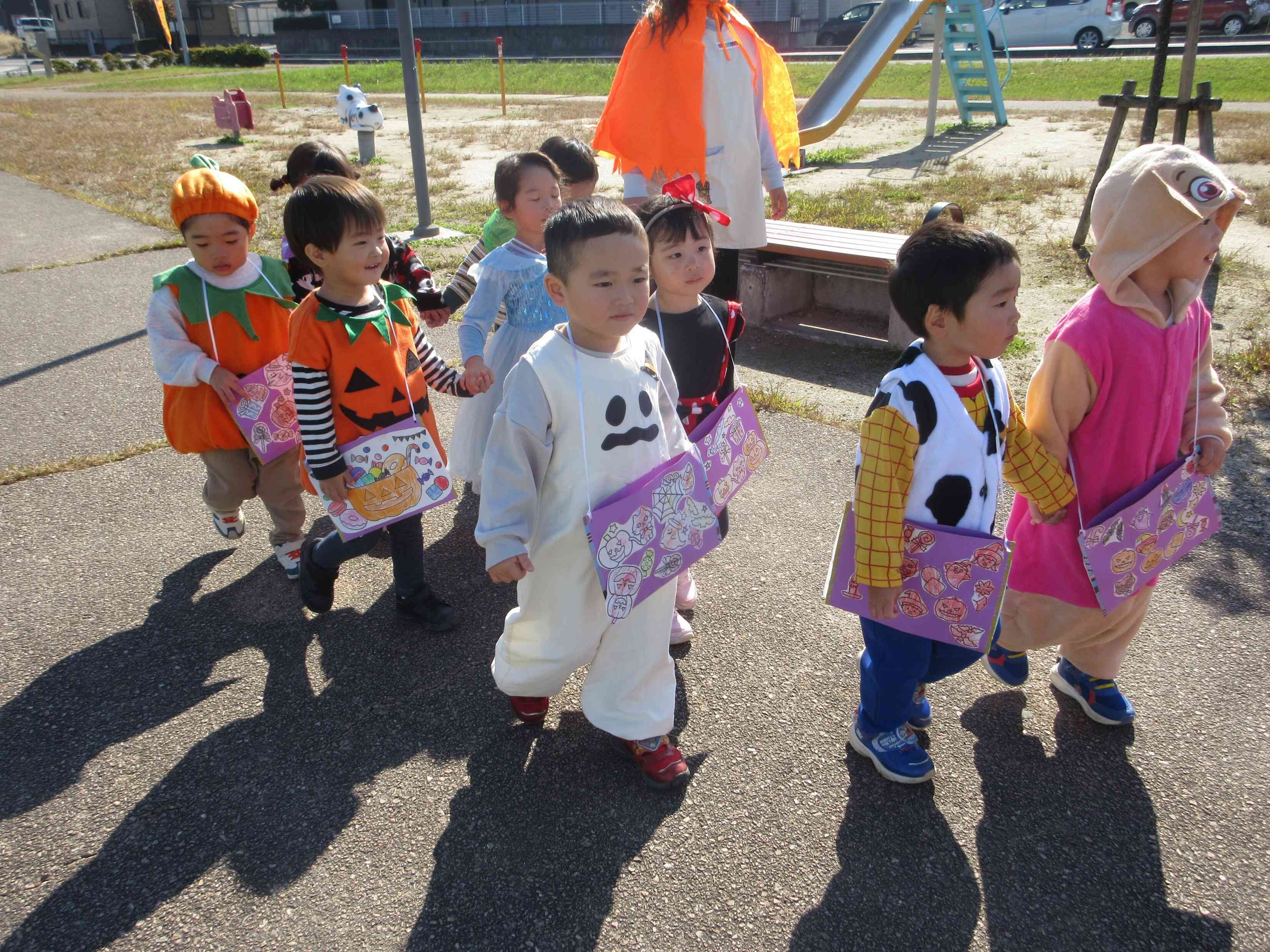 誰がいるのかな~?!