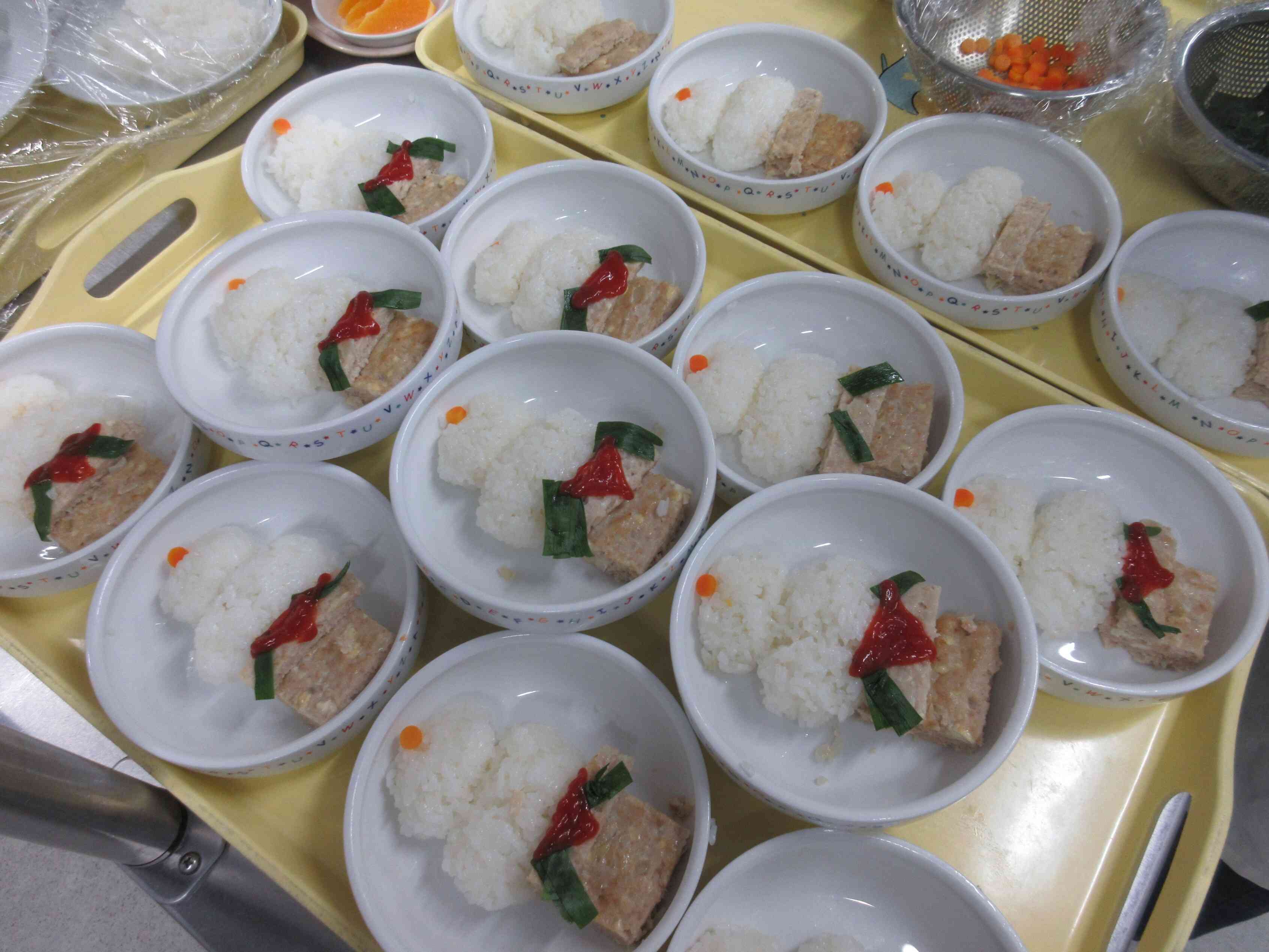 １月の誕生会食は『 鏡餅ごはん』でした♪