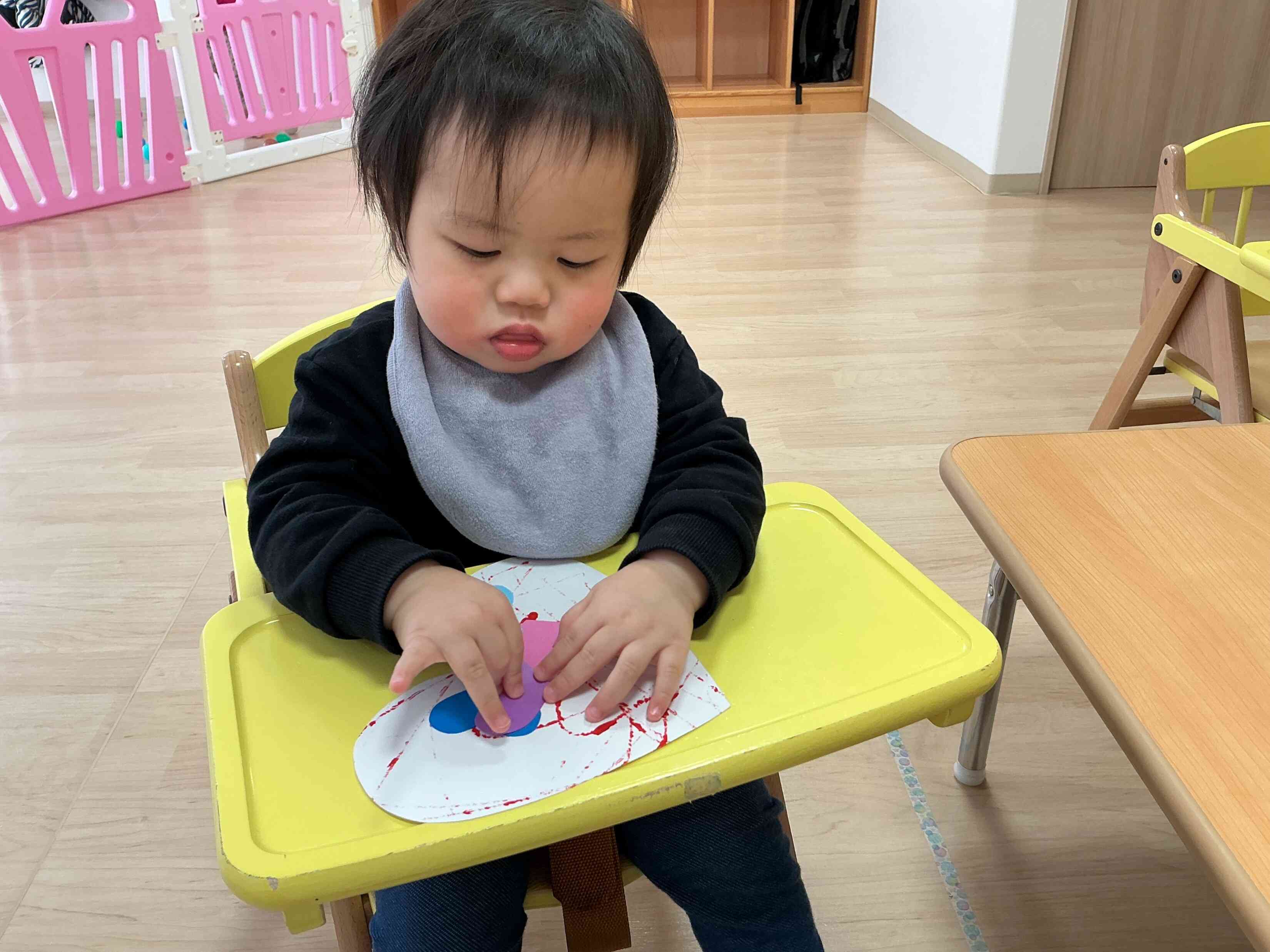 どこに貼ろうかな~