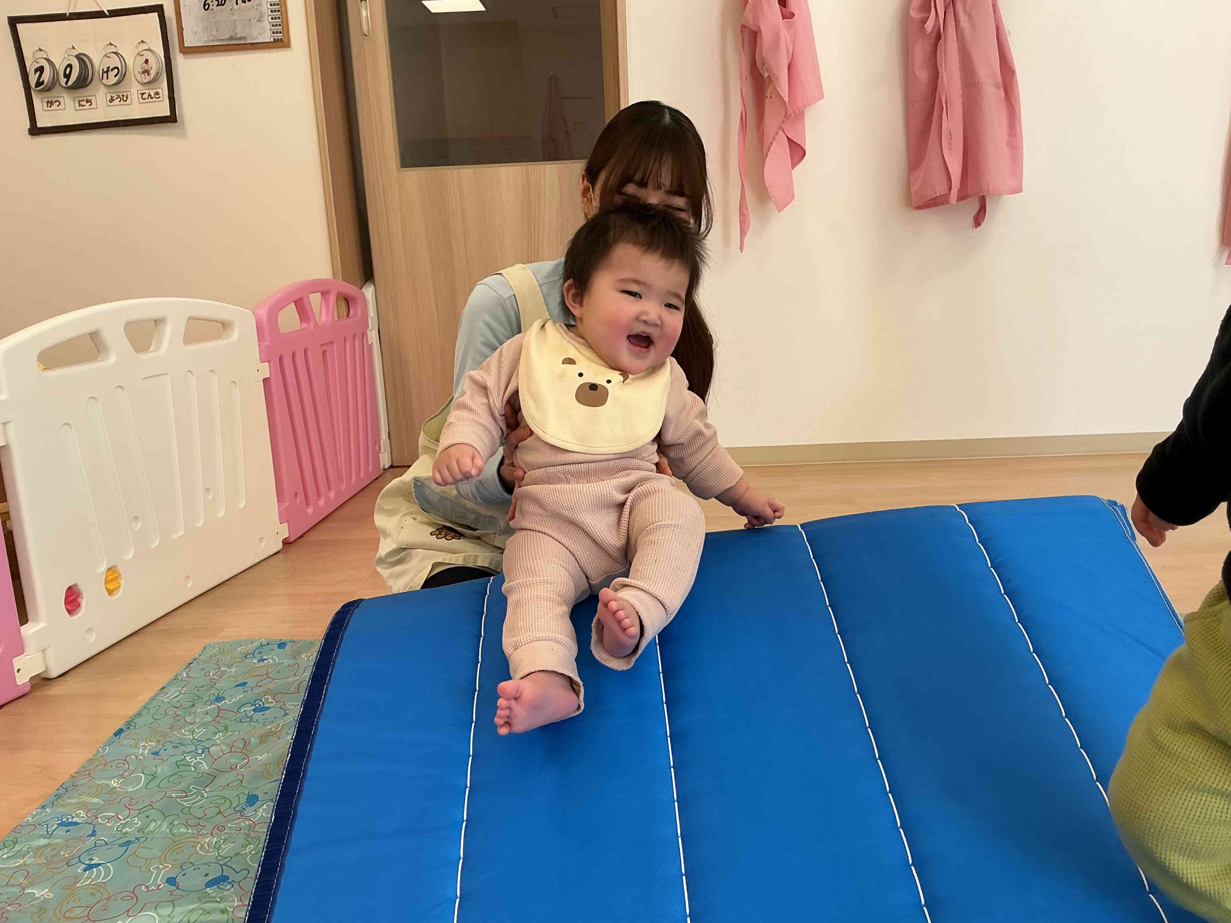 すべり台、しゅーん！！