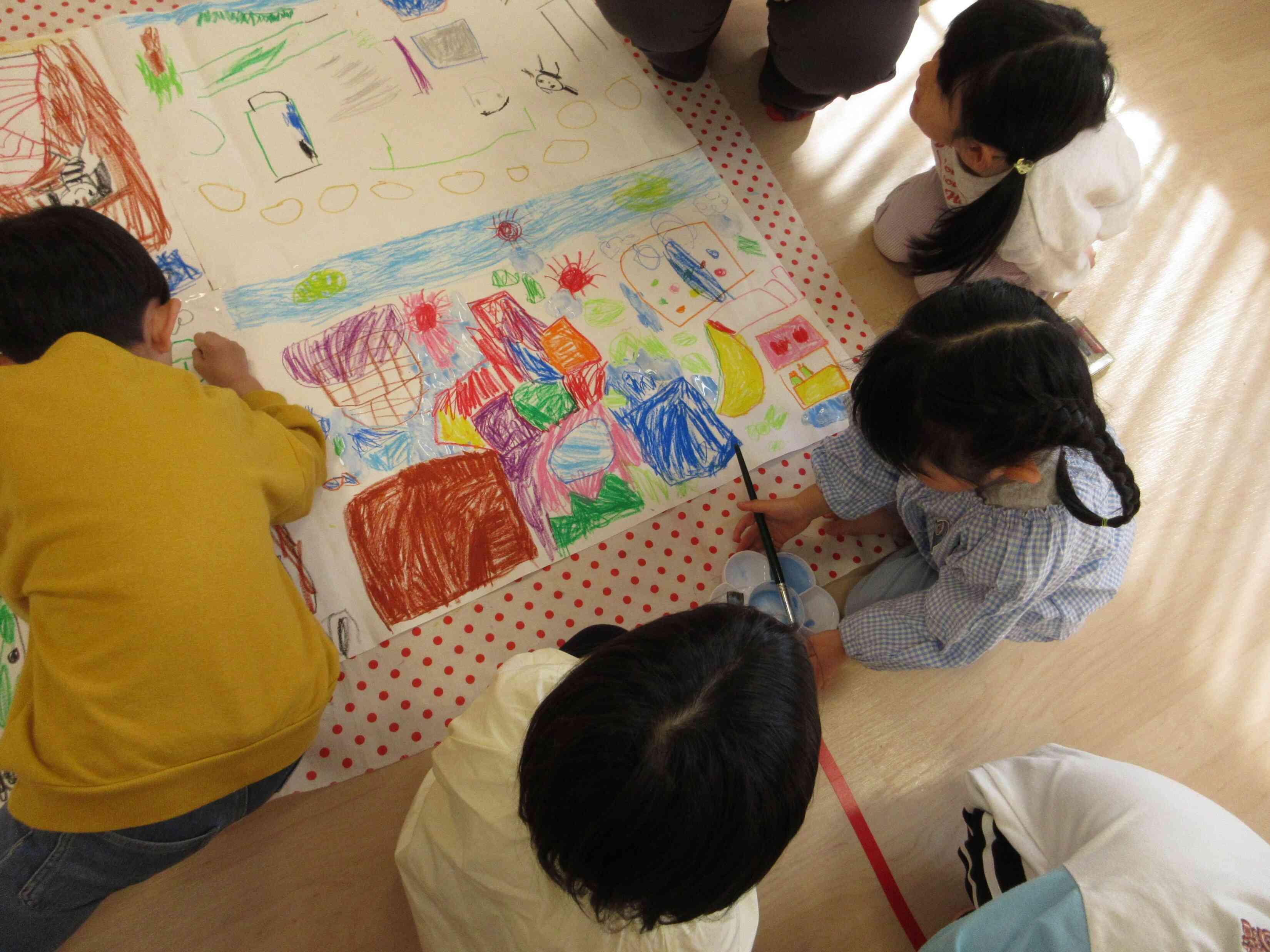 大きな絵を描きました!