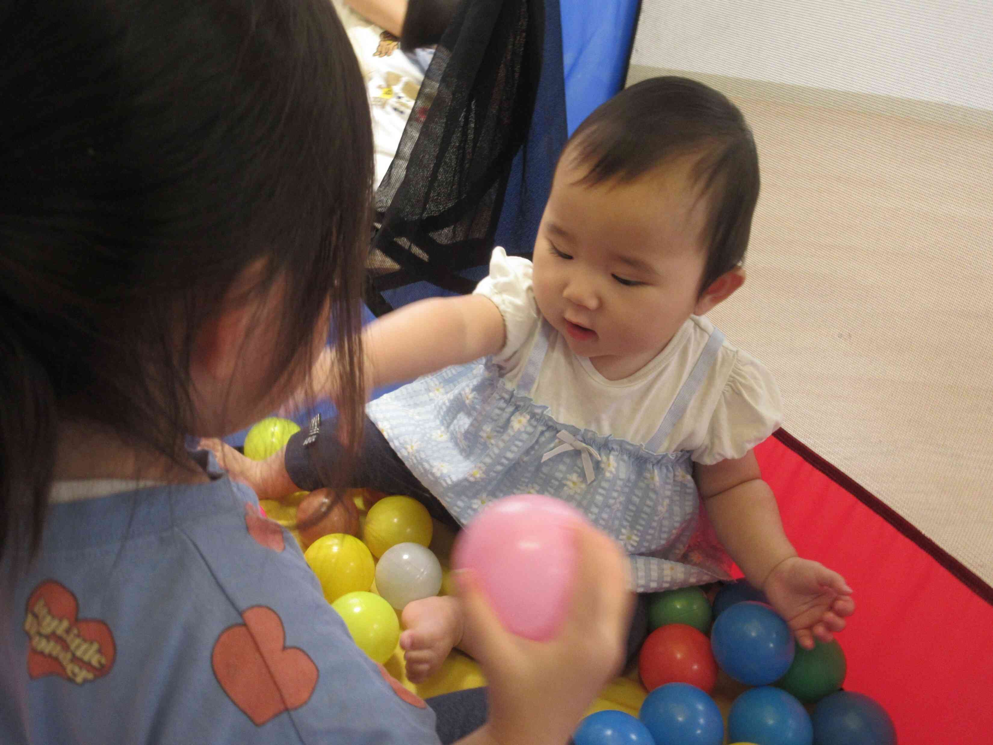 ひよこ組(0歳児)の様子~8月~