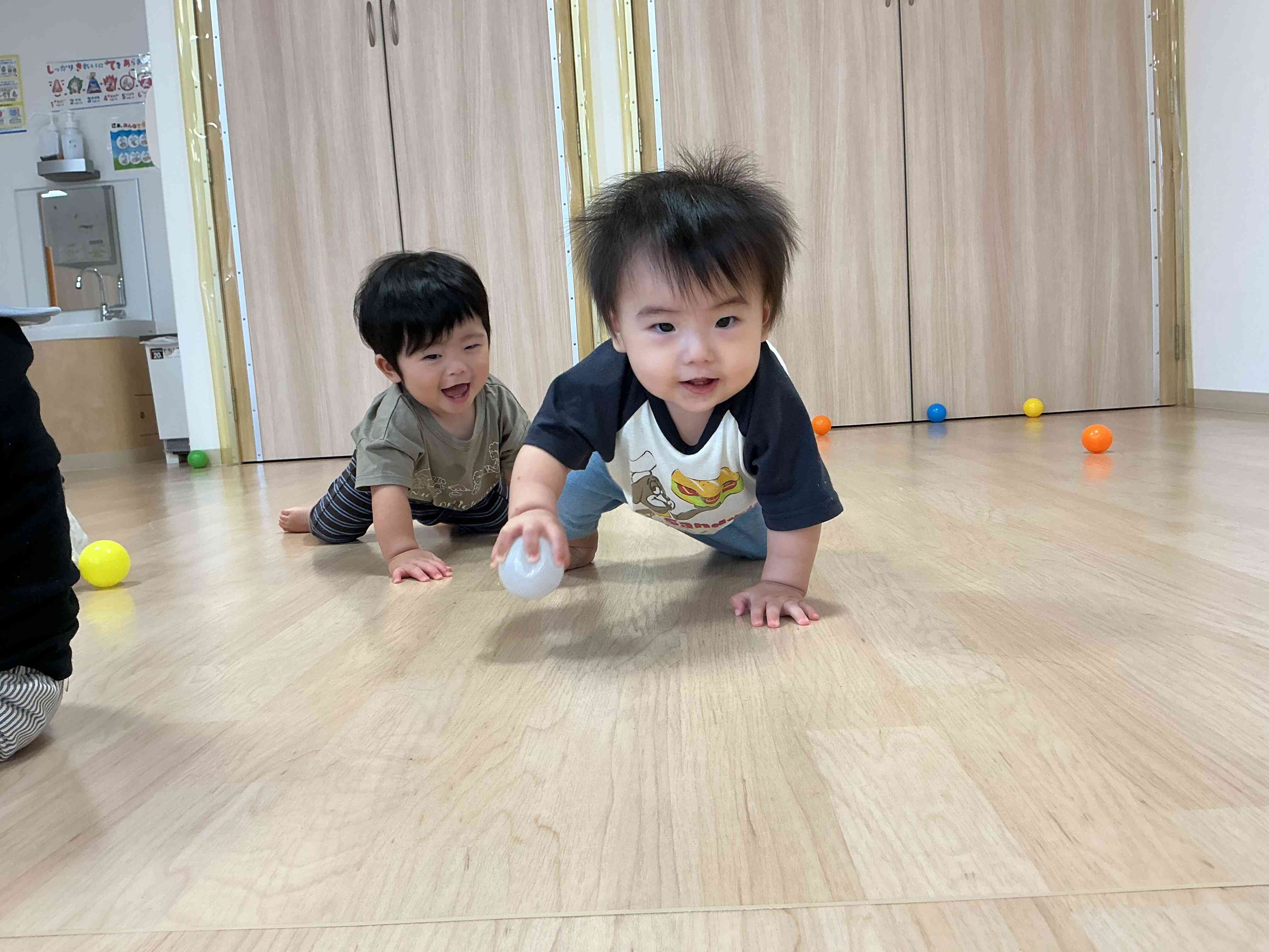 ひよこ組の様子【0歳児】