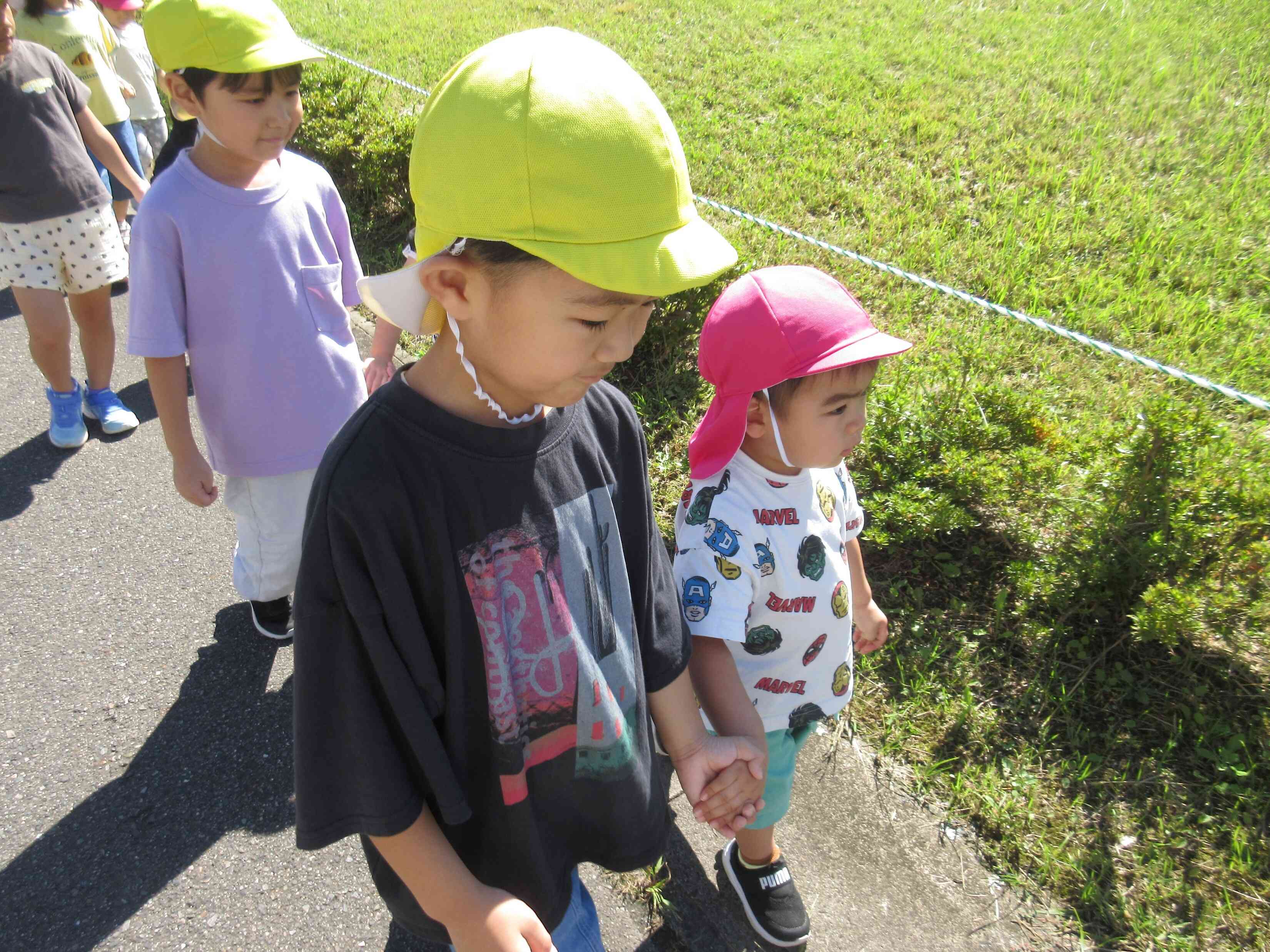 公園までお散歩♪