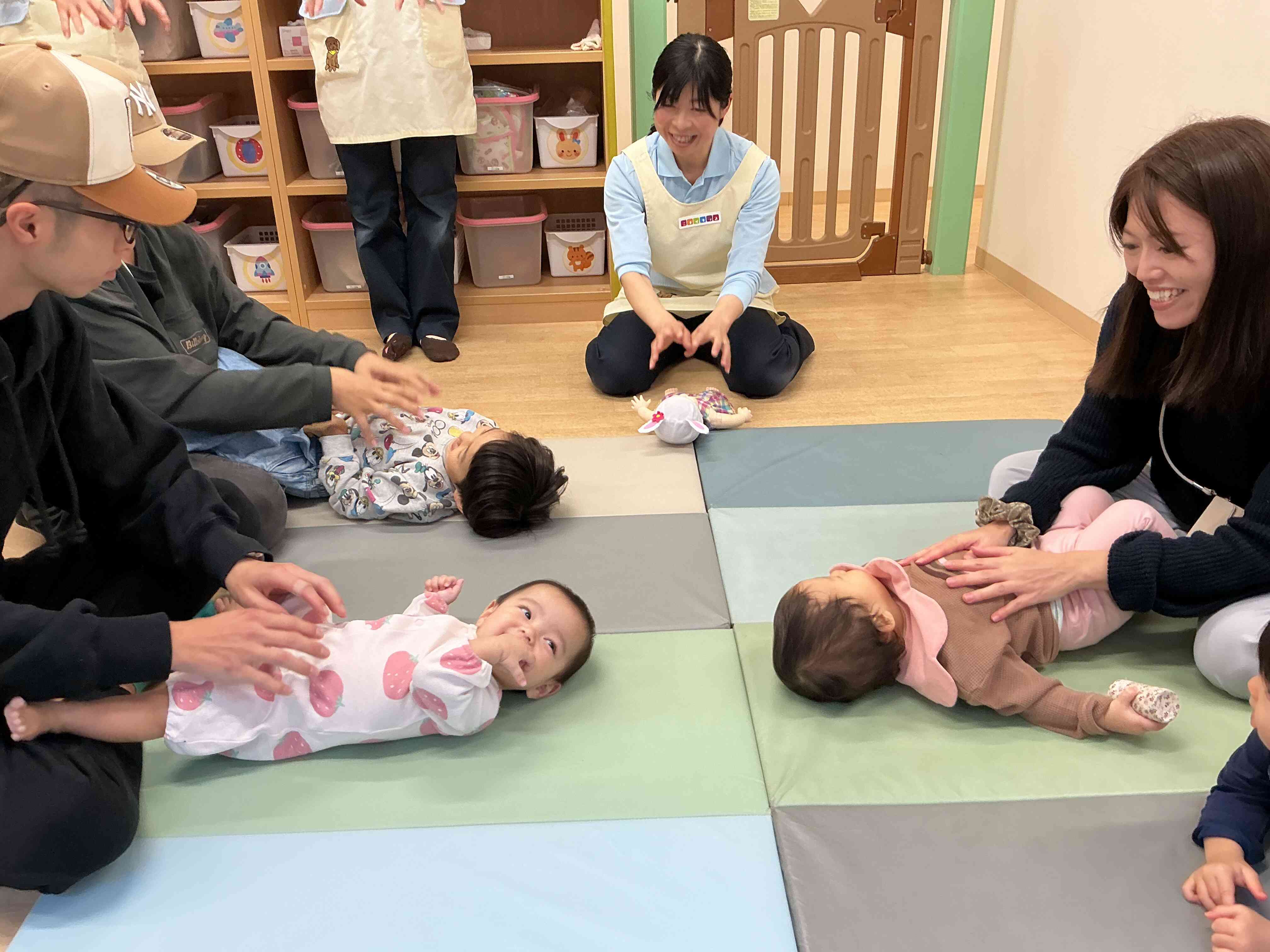 0歳児ふれあい遊び