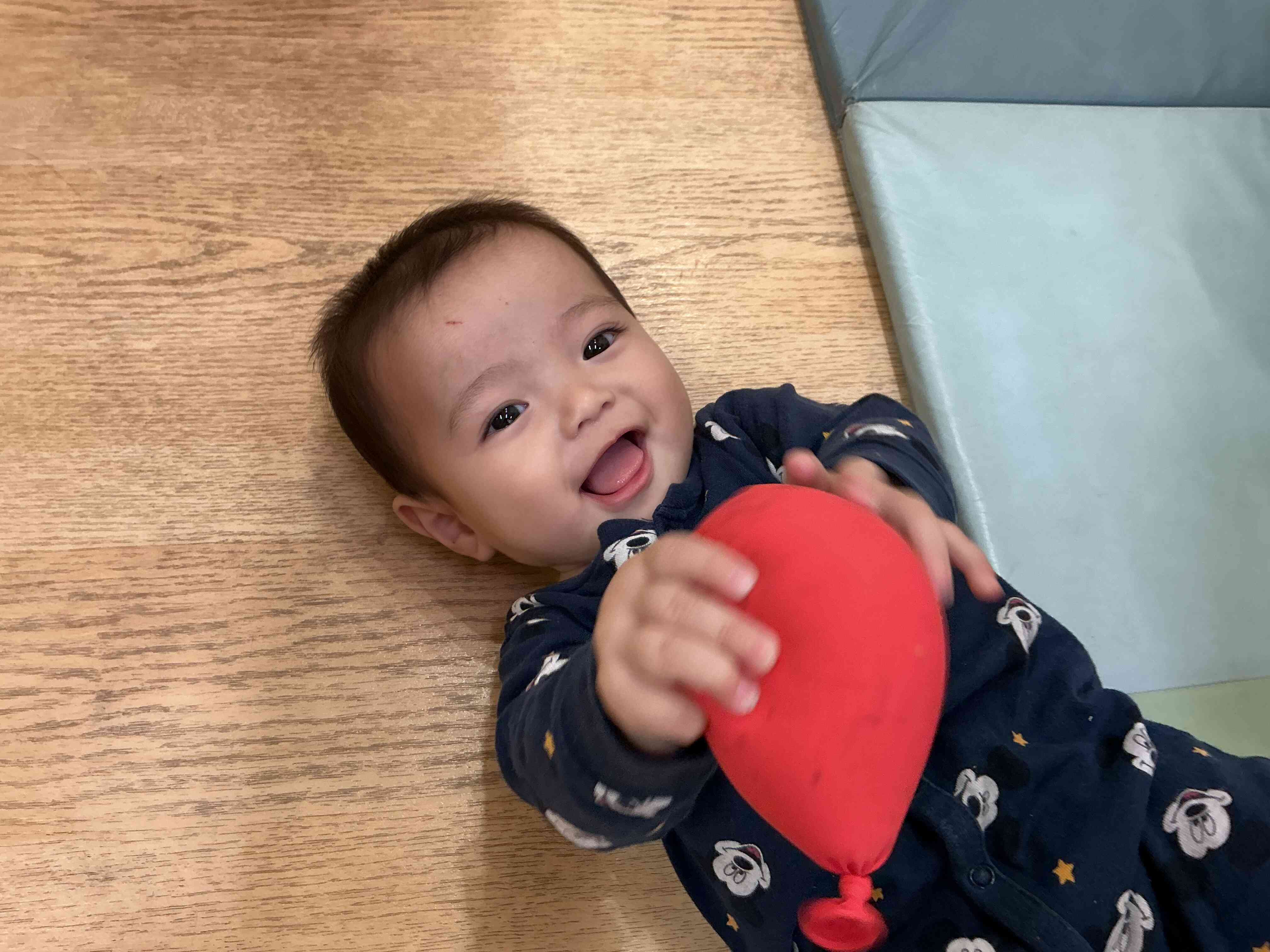 風船、気持ちいいね♪