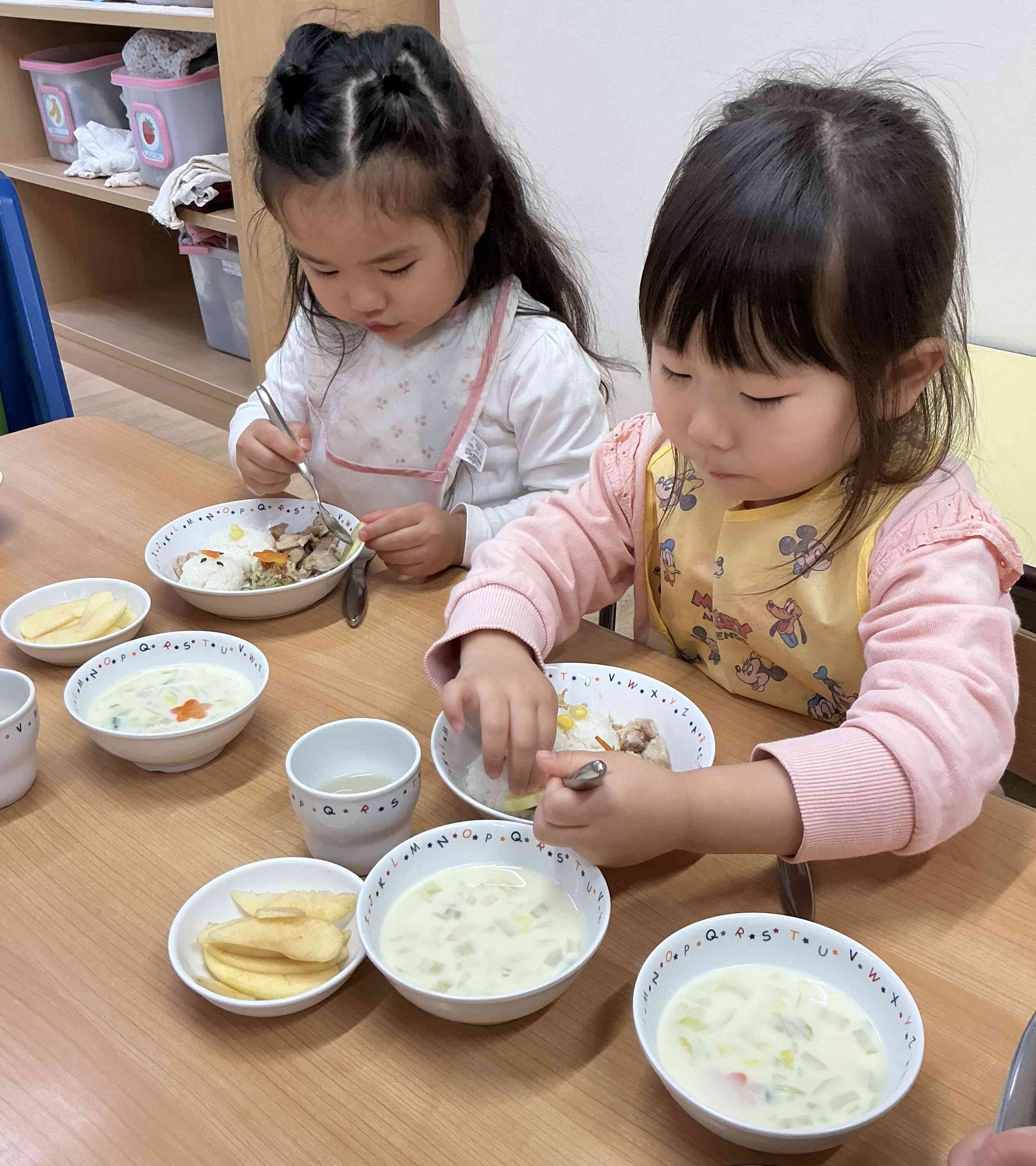 もぐもぐ美味しく食べていました！