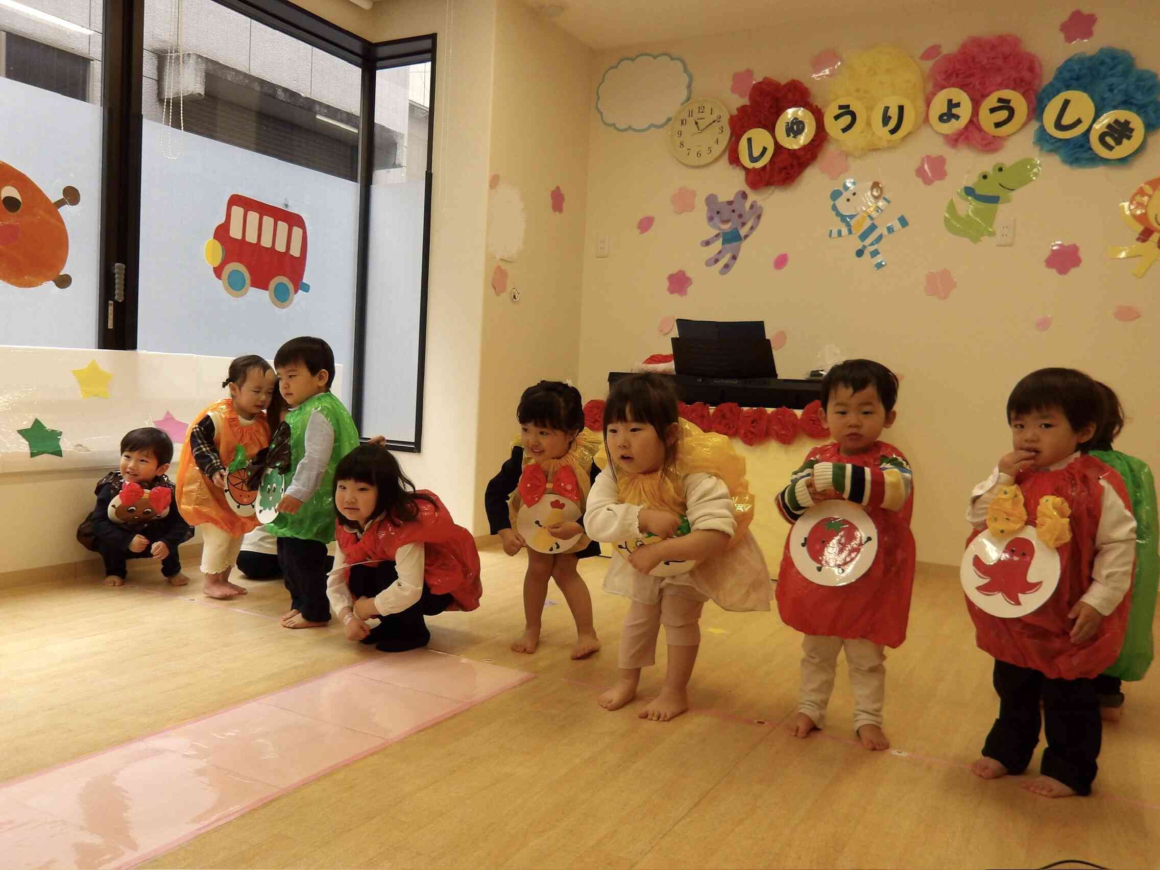 ニコニコ笑顔でダンス♪