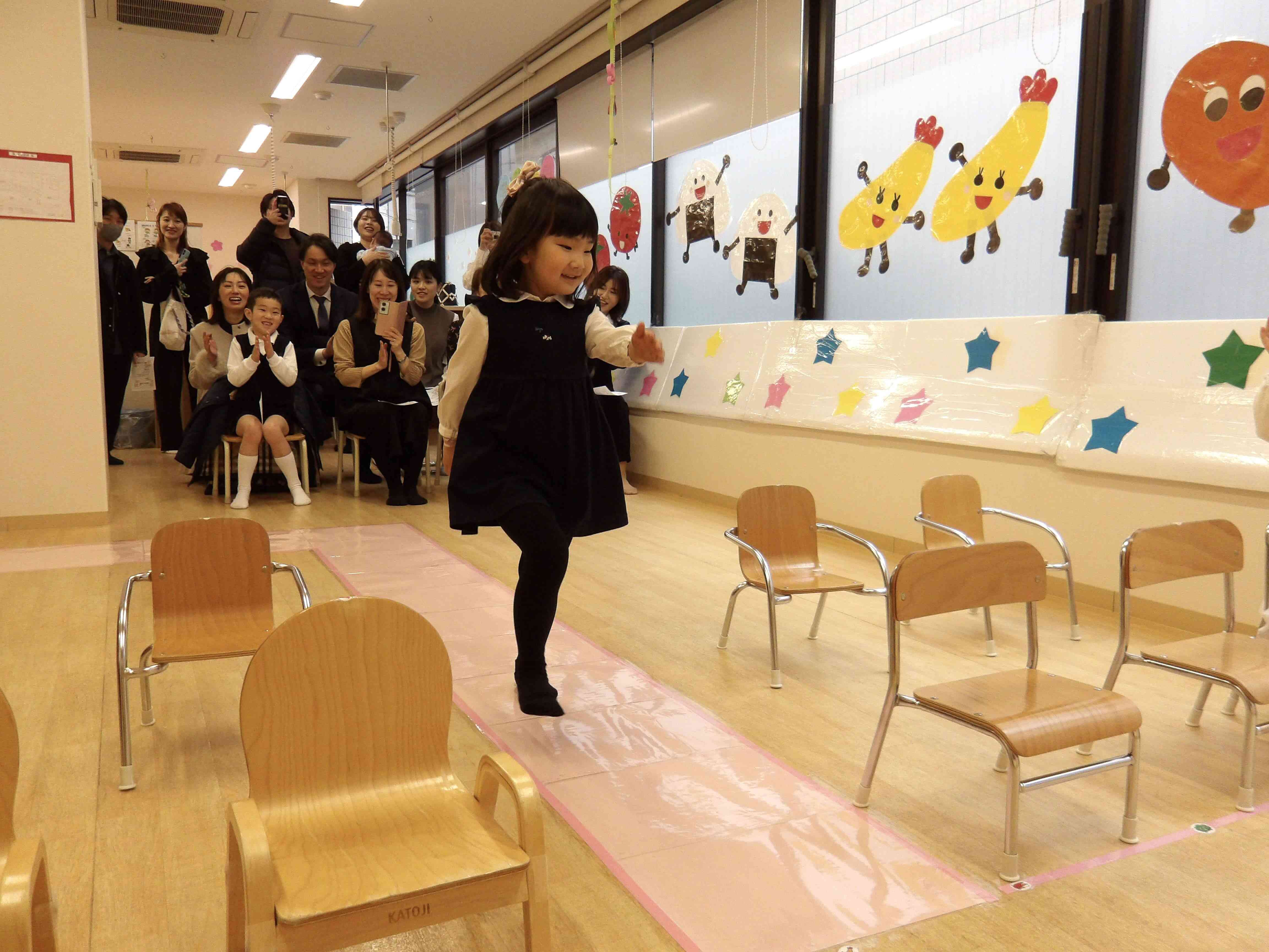 元気よく入場！