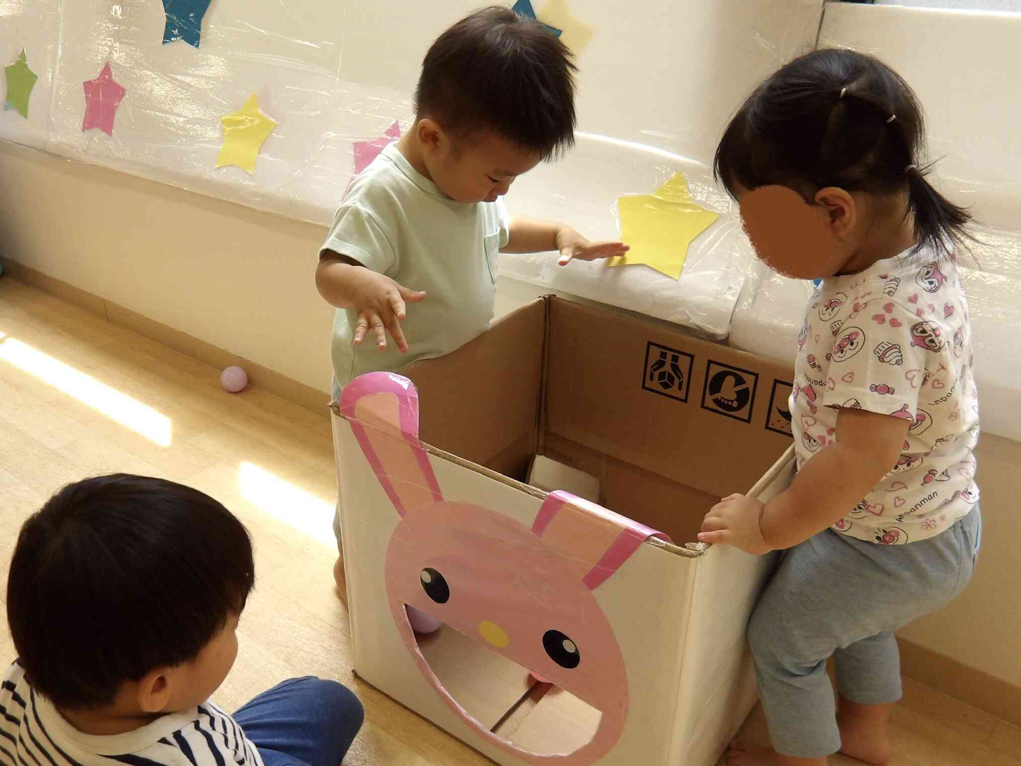 カラフルなボールがいっぱい！