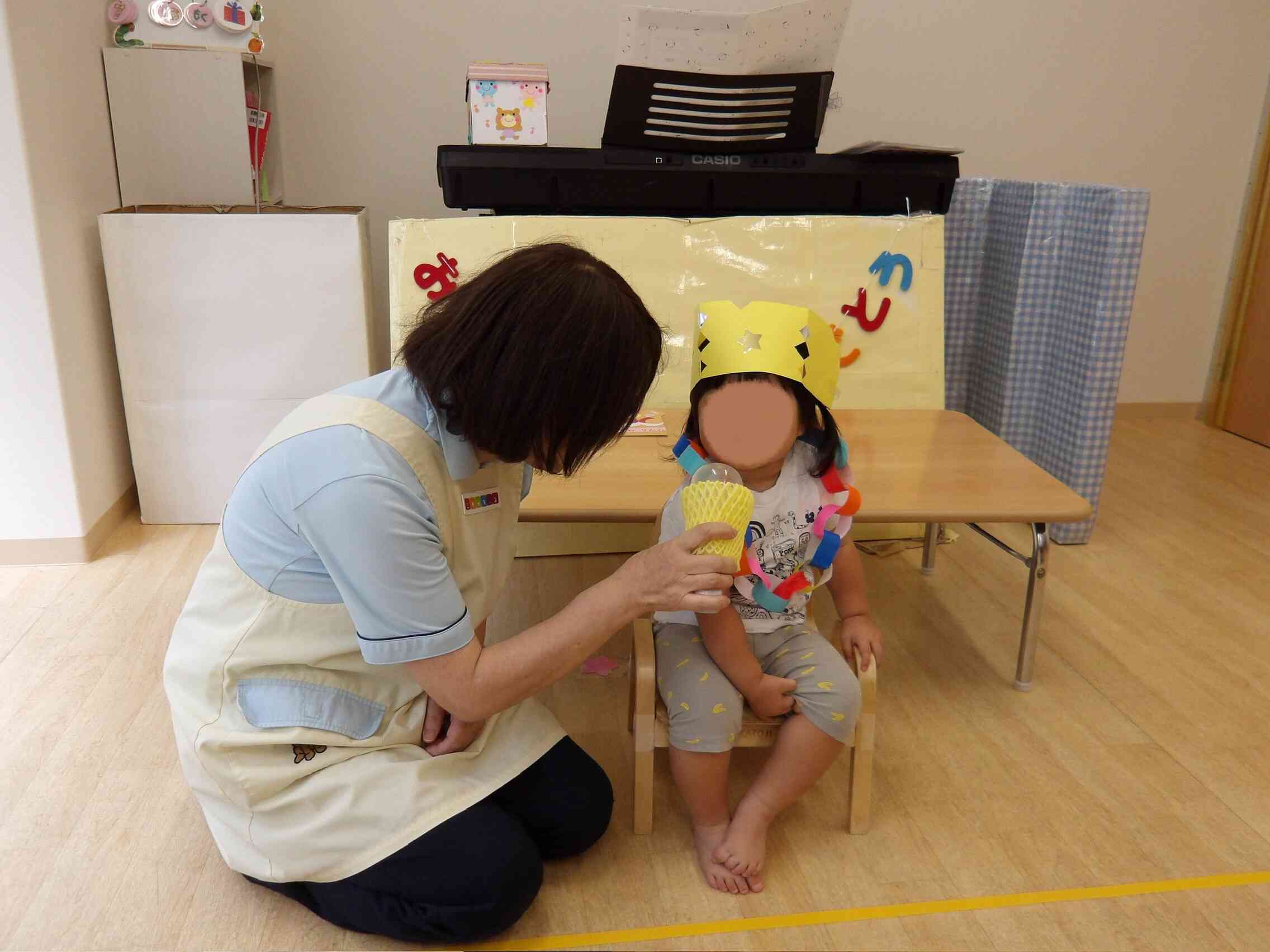 王冠と首飾りとってもお似合い♡