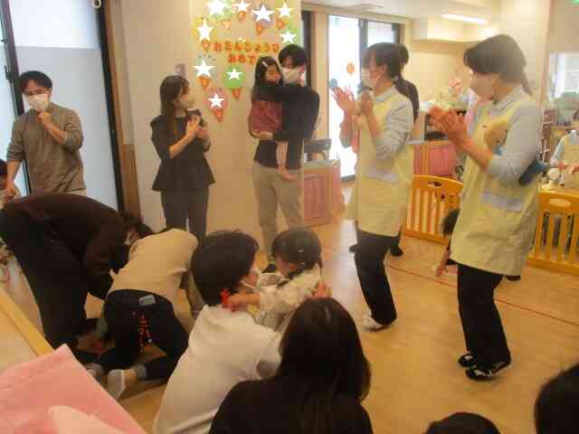 親子体操！”おやこでびゅ～ん”