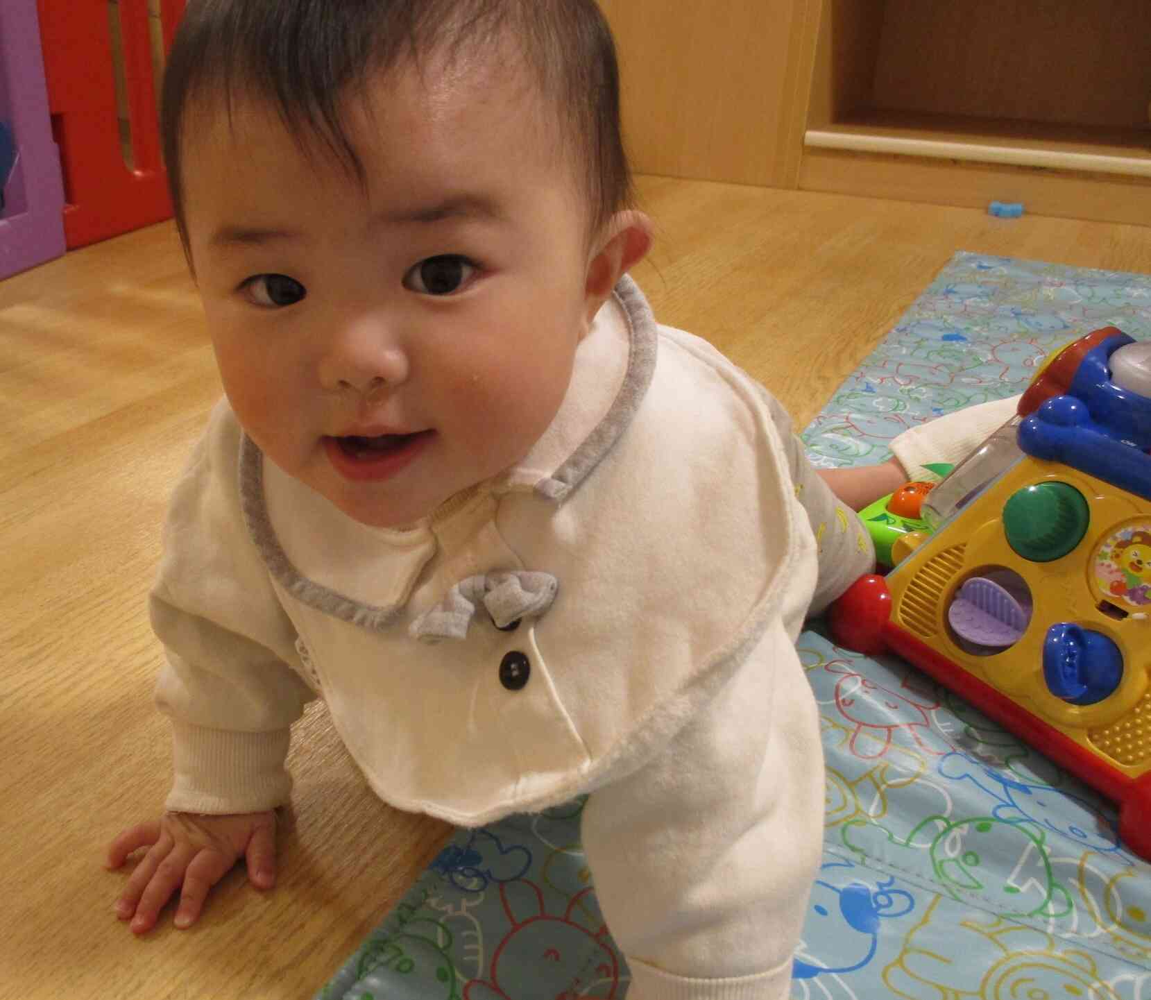 お部屋で自由遊び☆ひよこ組☆