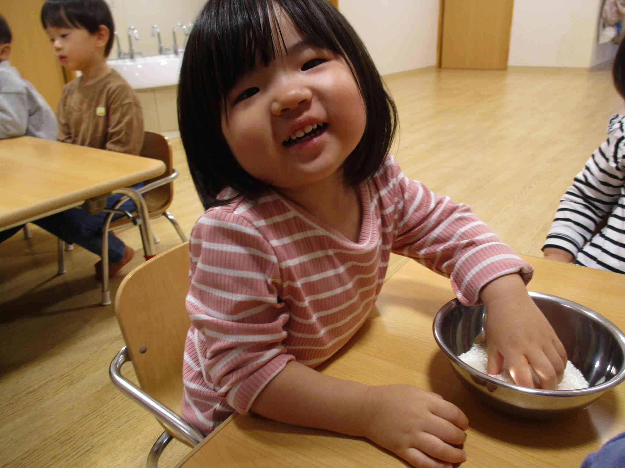 食育～七草がゆづくり（米研ぎ体験）～