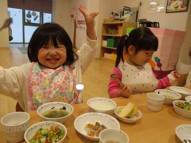 うれしい給食タイム!