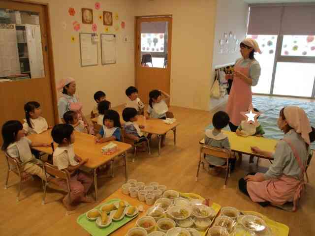 バナナの皮をむいてみよう～！！