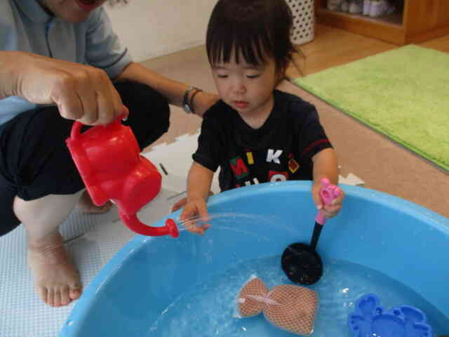 水遊び
