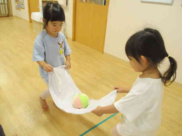 お友達と力を合わせて！！