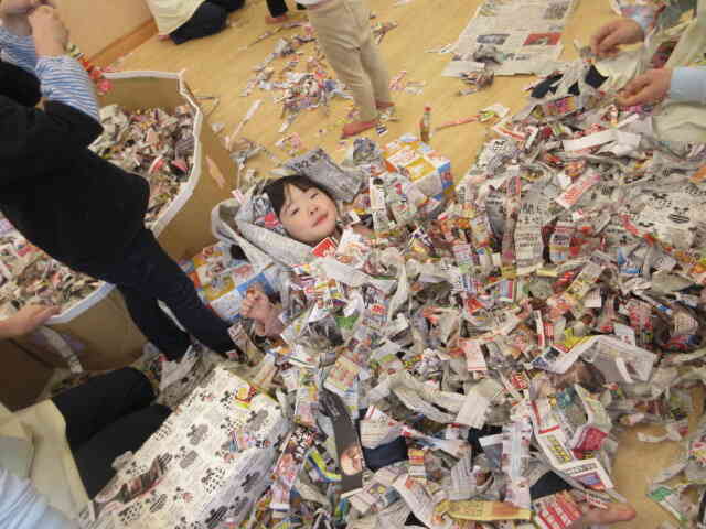 お友だちがたくさんお湯をかけてくれたよ　気持ちいいなあ