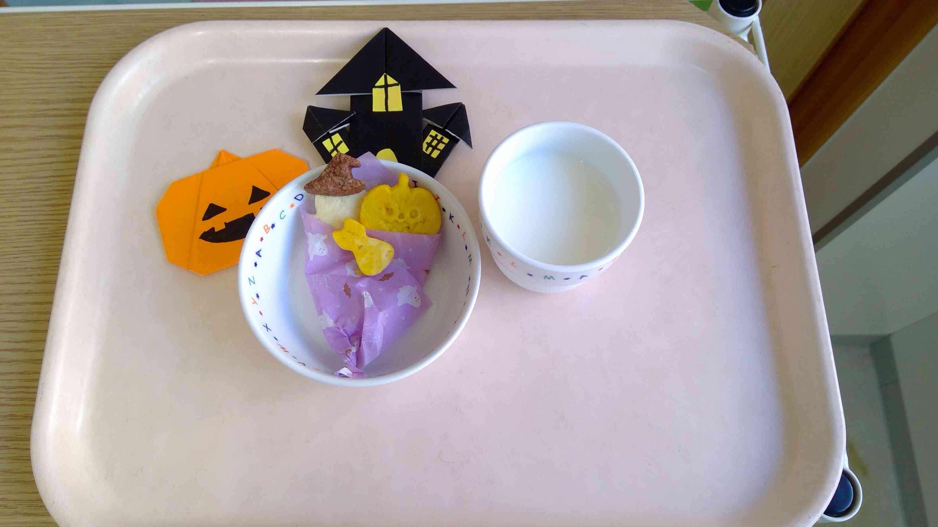 ハロウィンおやつ（１０月３０日）