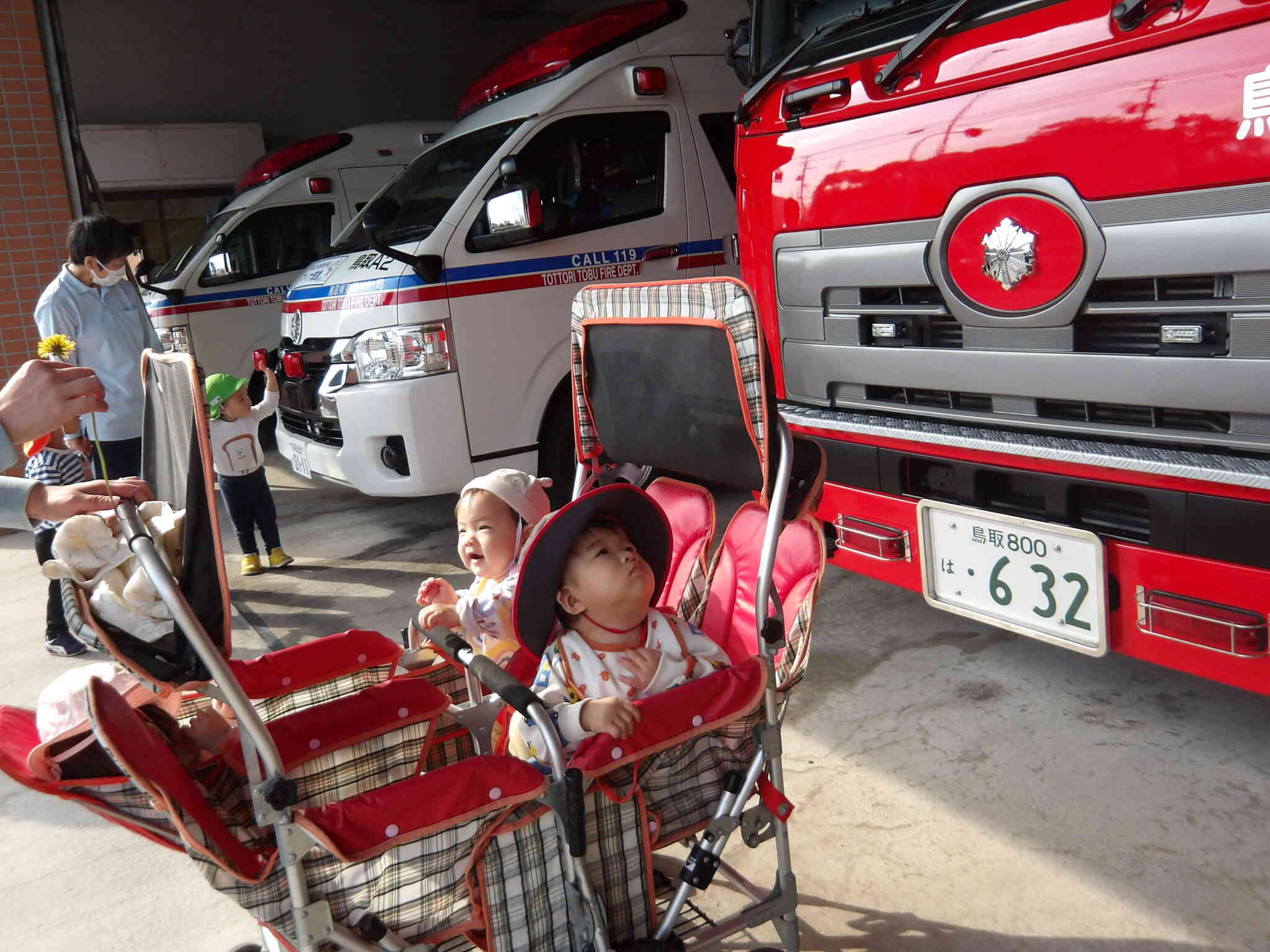 うわあ、消防車大きいな～