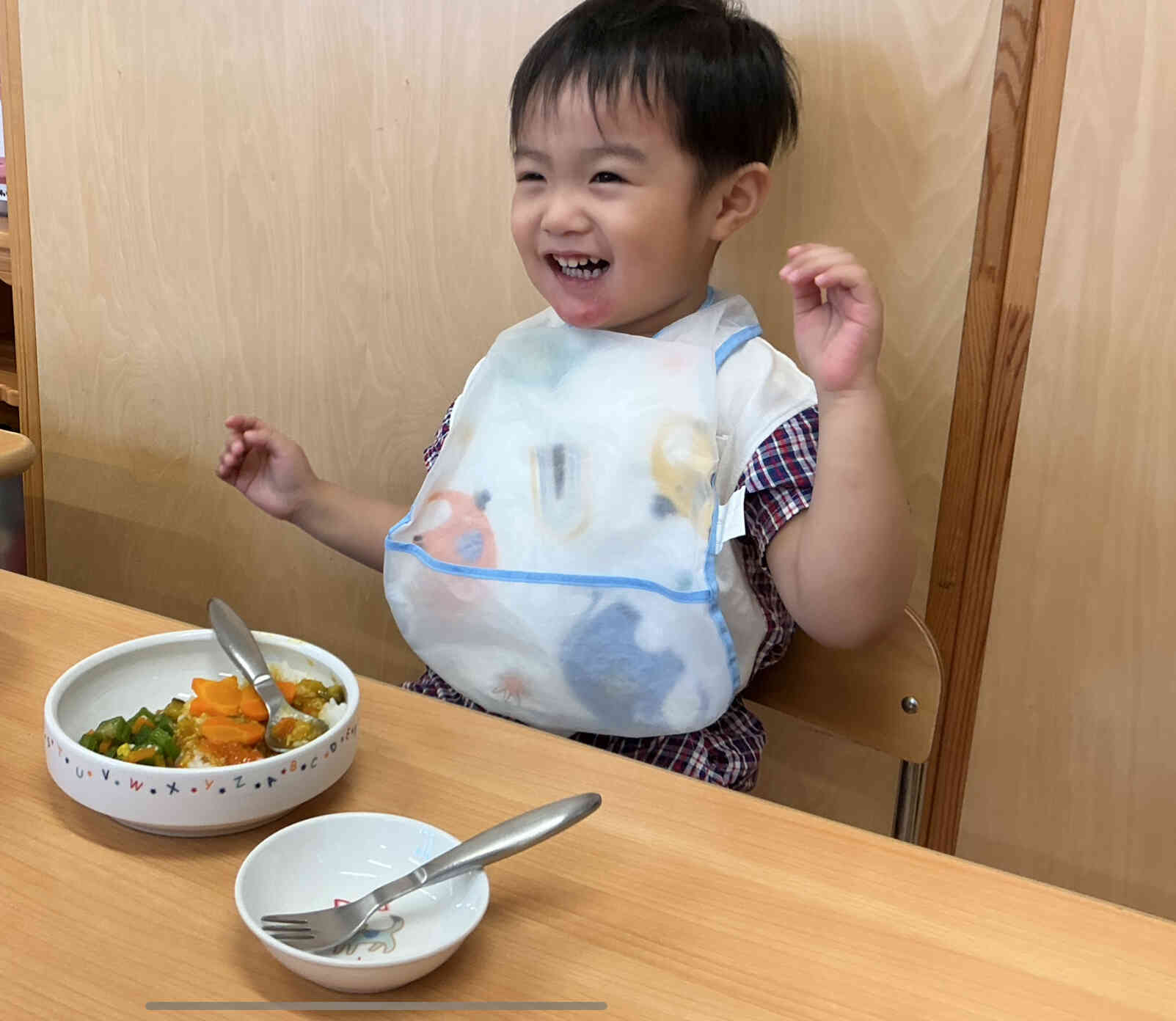 カレーが出来て大喜び