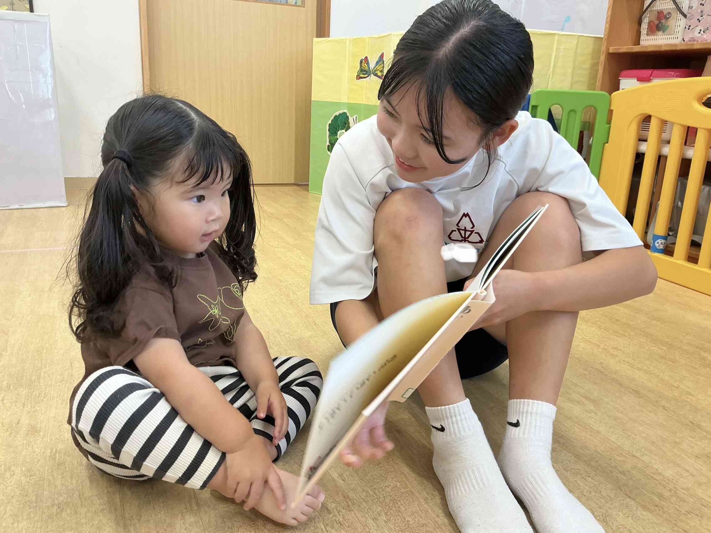 「〇〇があるね~」とお話をしながら一緒に読む姿が可愛かったです