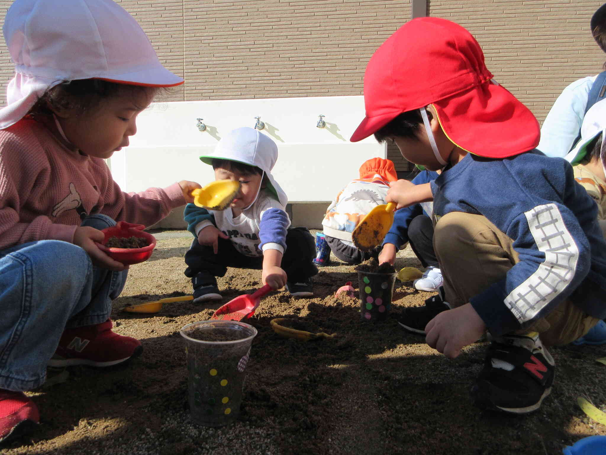 砂遊びをしたよ