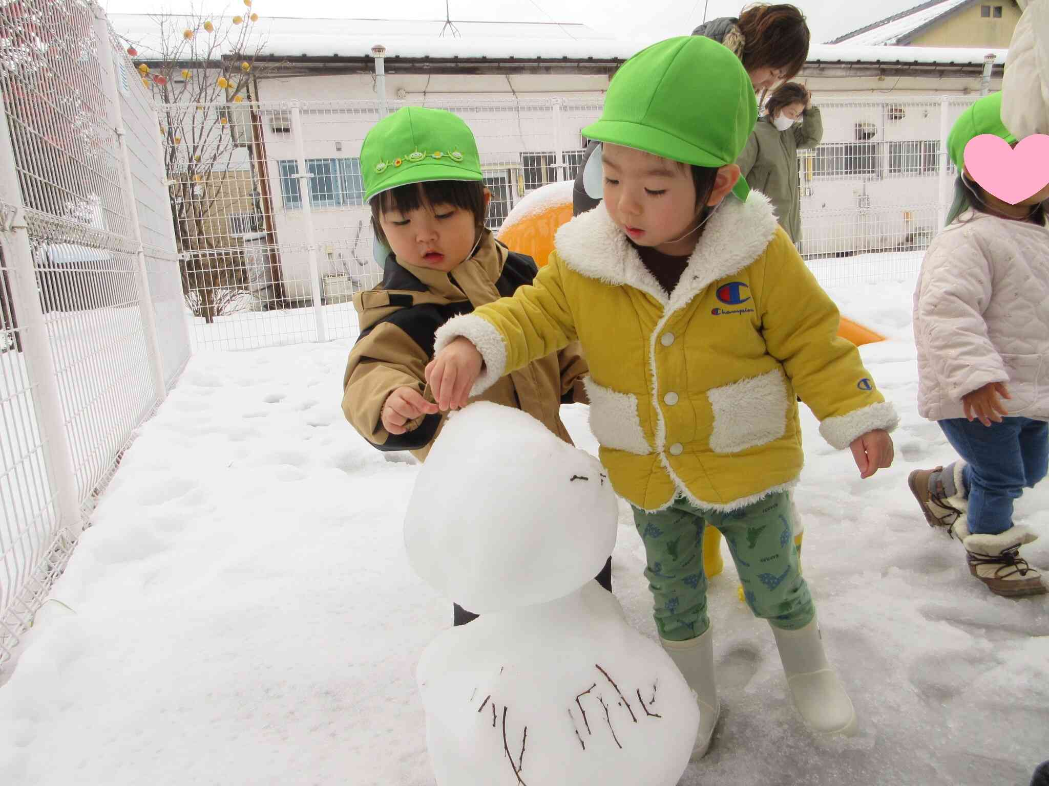 雪遊びたのしいね！