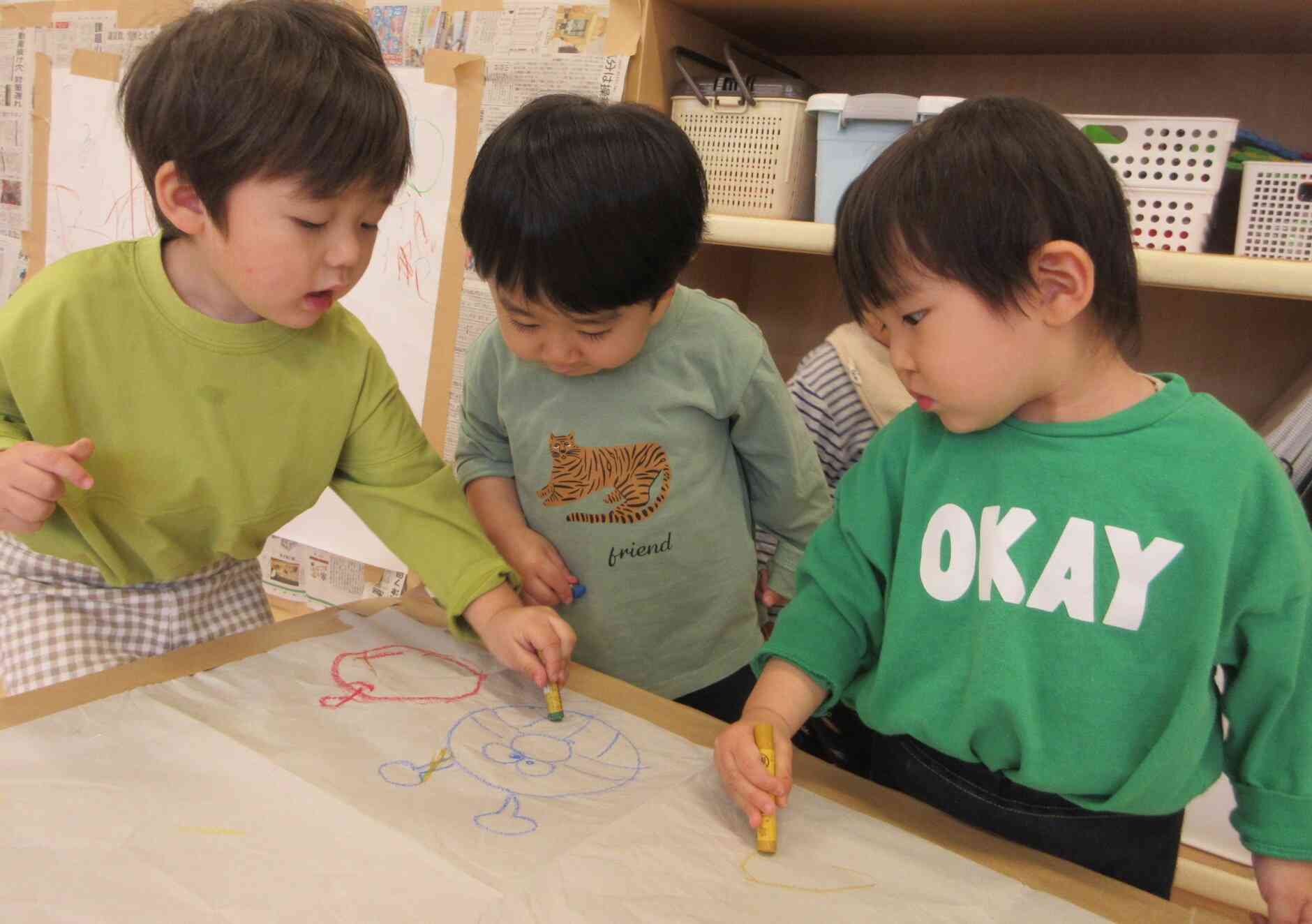 「ここを一緒にぬろうよ」「どこどこ？」
