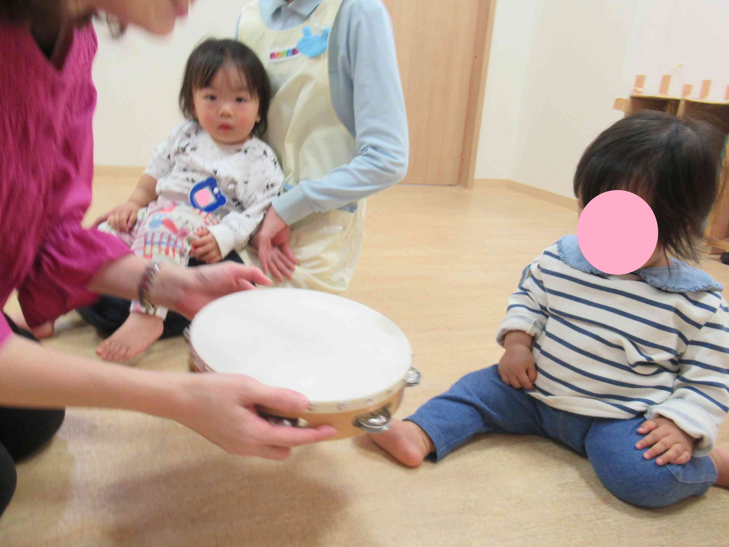 おともだちを見守ります