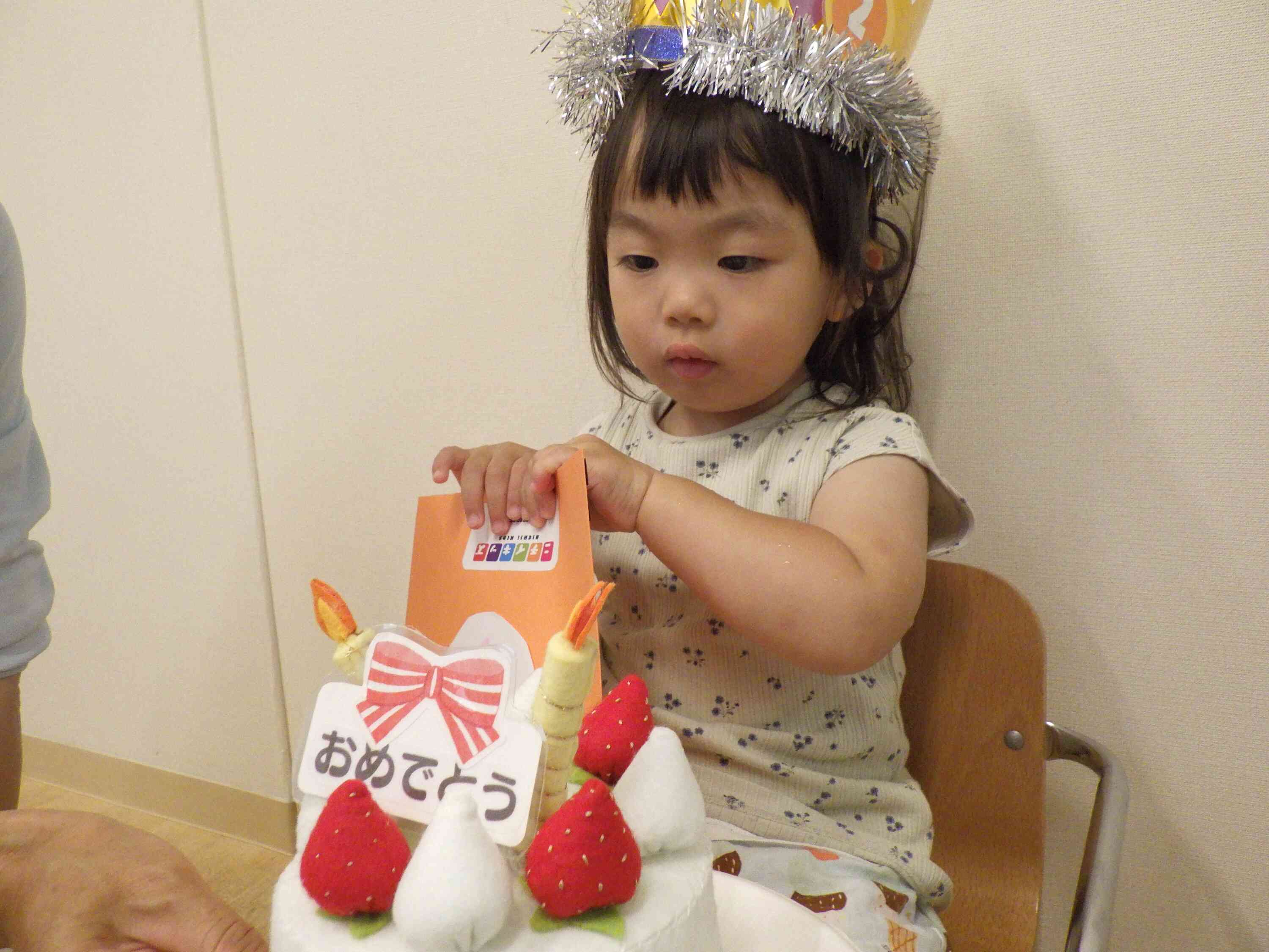 いっぱい食べていっぱい寝て大きくなってね☆