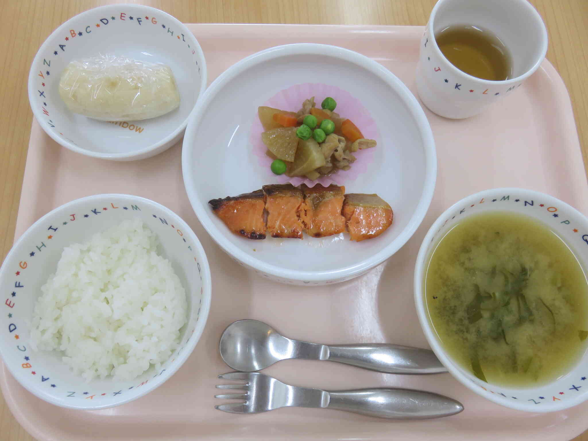 2025年12月10日の給食