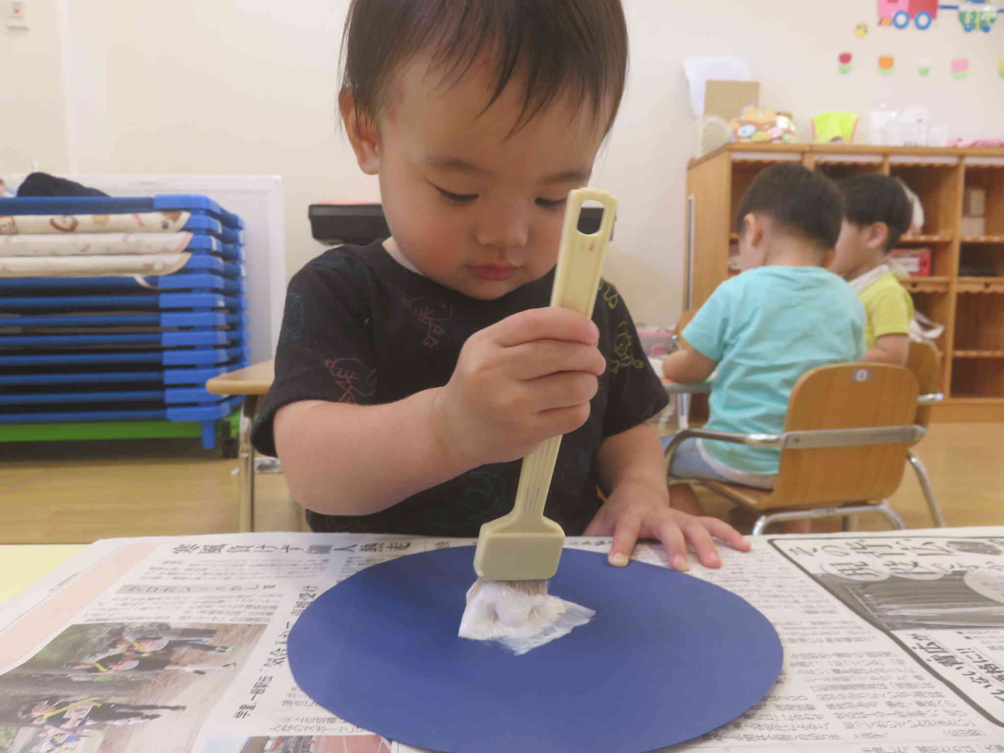 七夕飾りを作ったよ～1歳児～