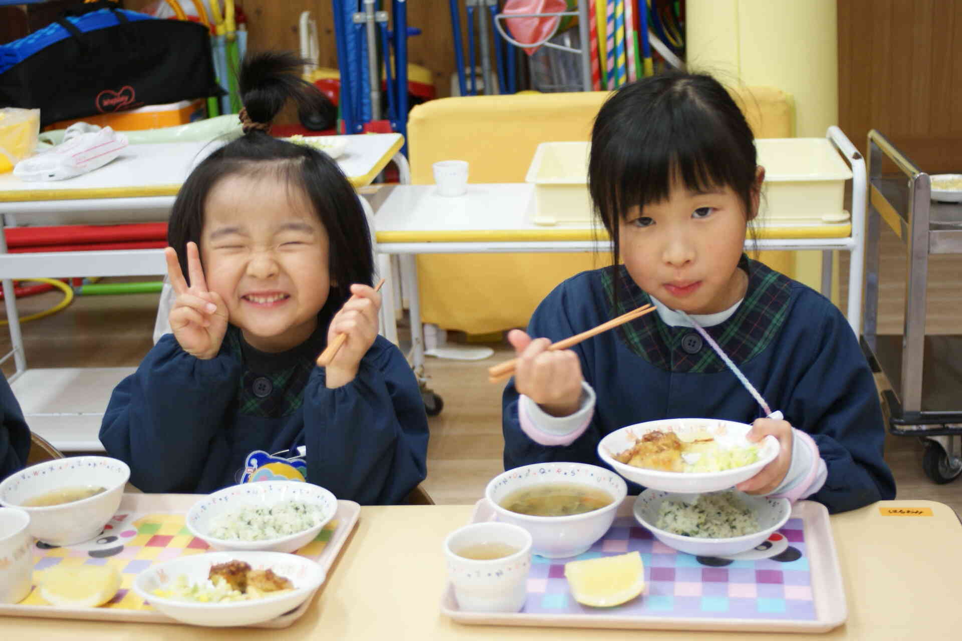 お別れ会食