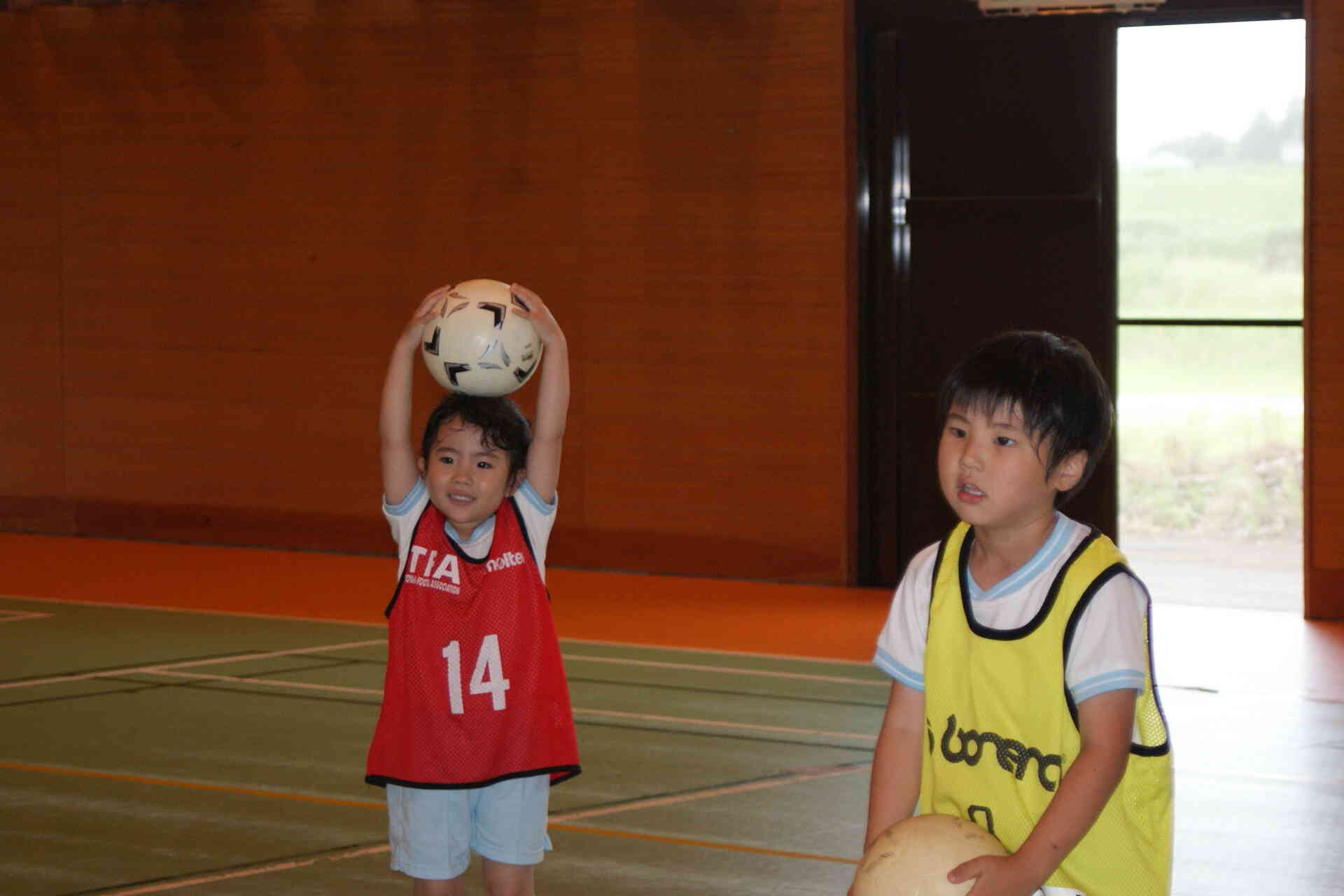 ボール慣れ運動