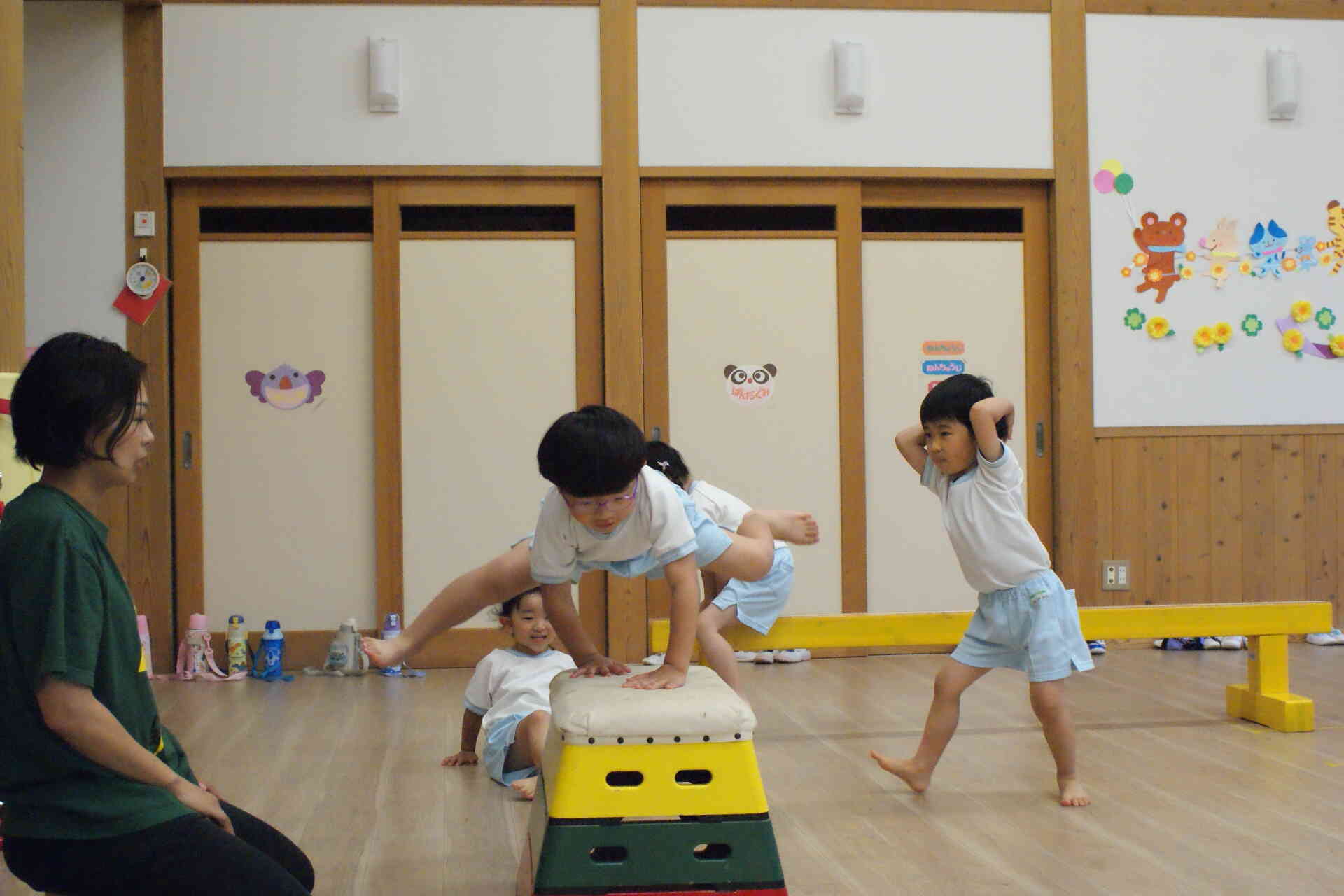 跳び箱に挑戦
