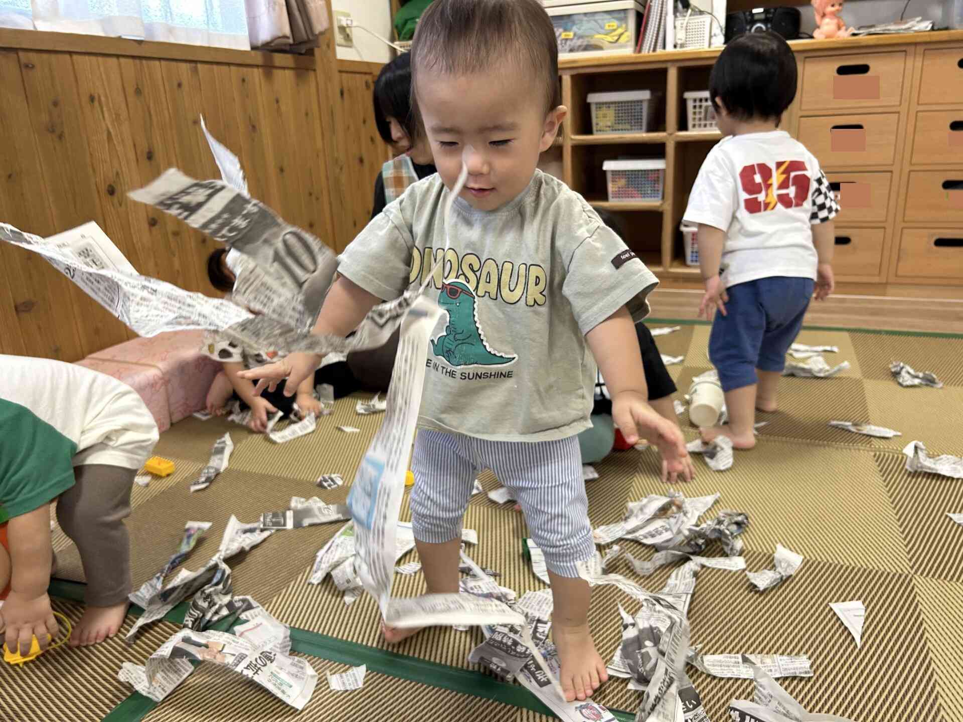今日は何して遊ぼっか!(りす組0.1歳児)