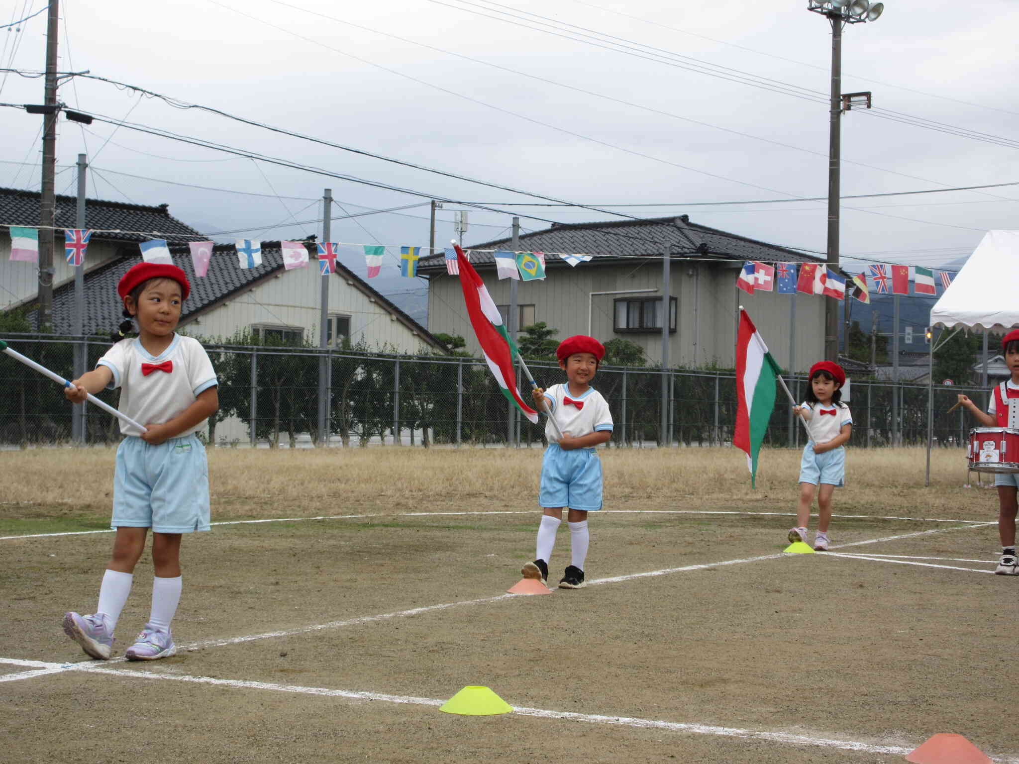 4歳児:カラーガード