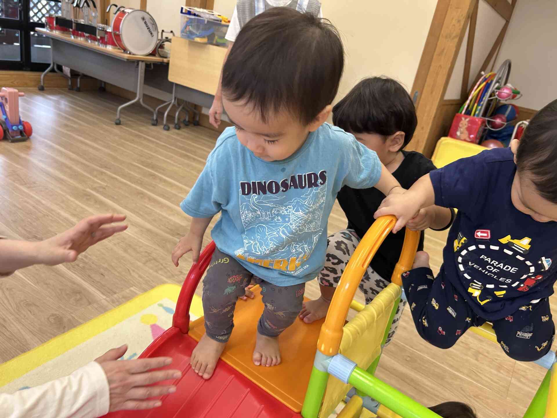 滑り台大好きなんだ~♪