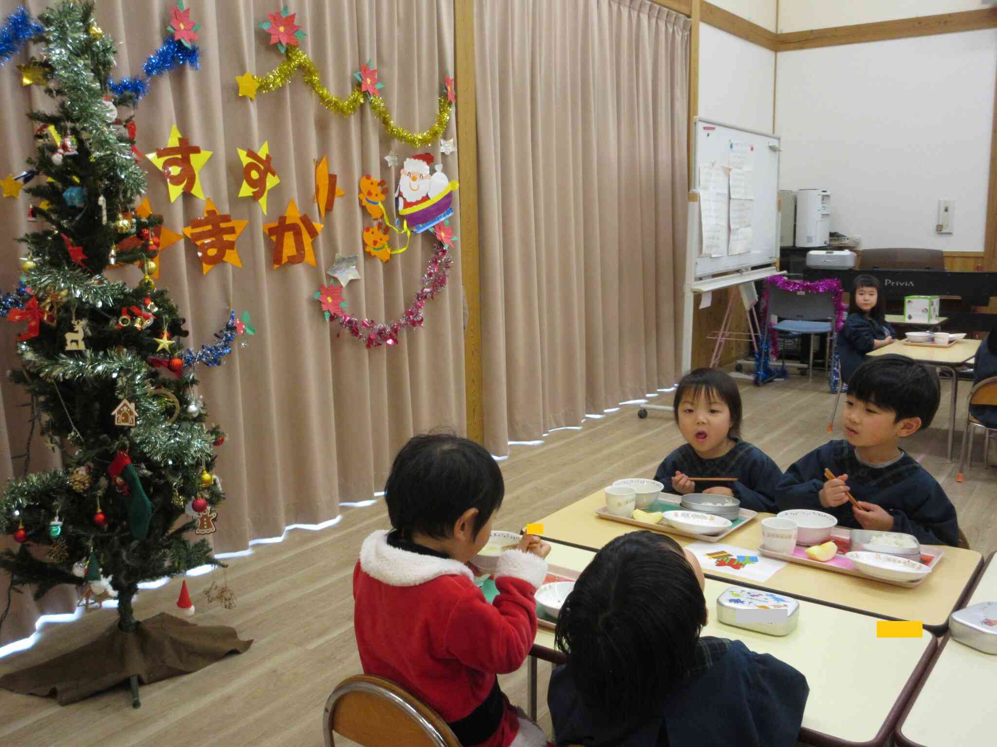 遊戯室で会食も楽しみました♪